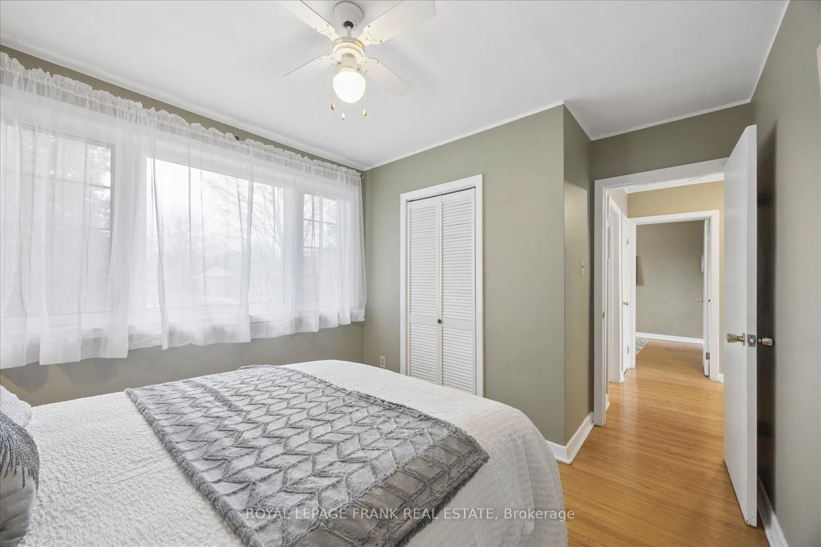 Photo 44 of 923 Greenwood Crescent, Whitby, Downtown Whitby — HOMEH