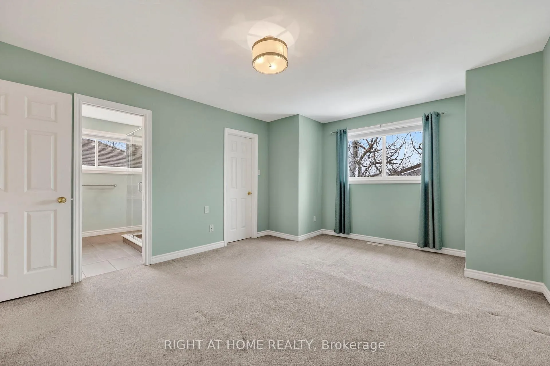 Photo 14 of 65 Masters Drive, Barrie, East Bayfield — HOMEH