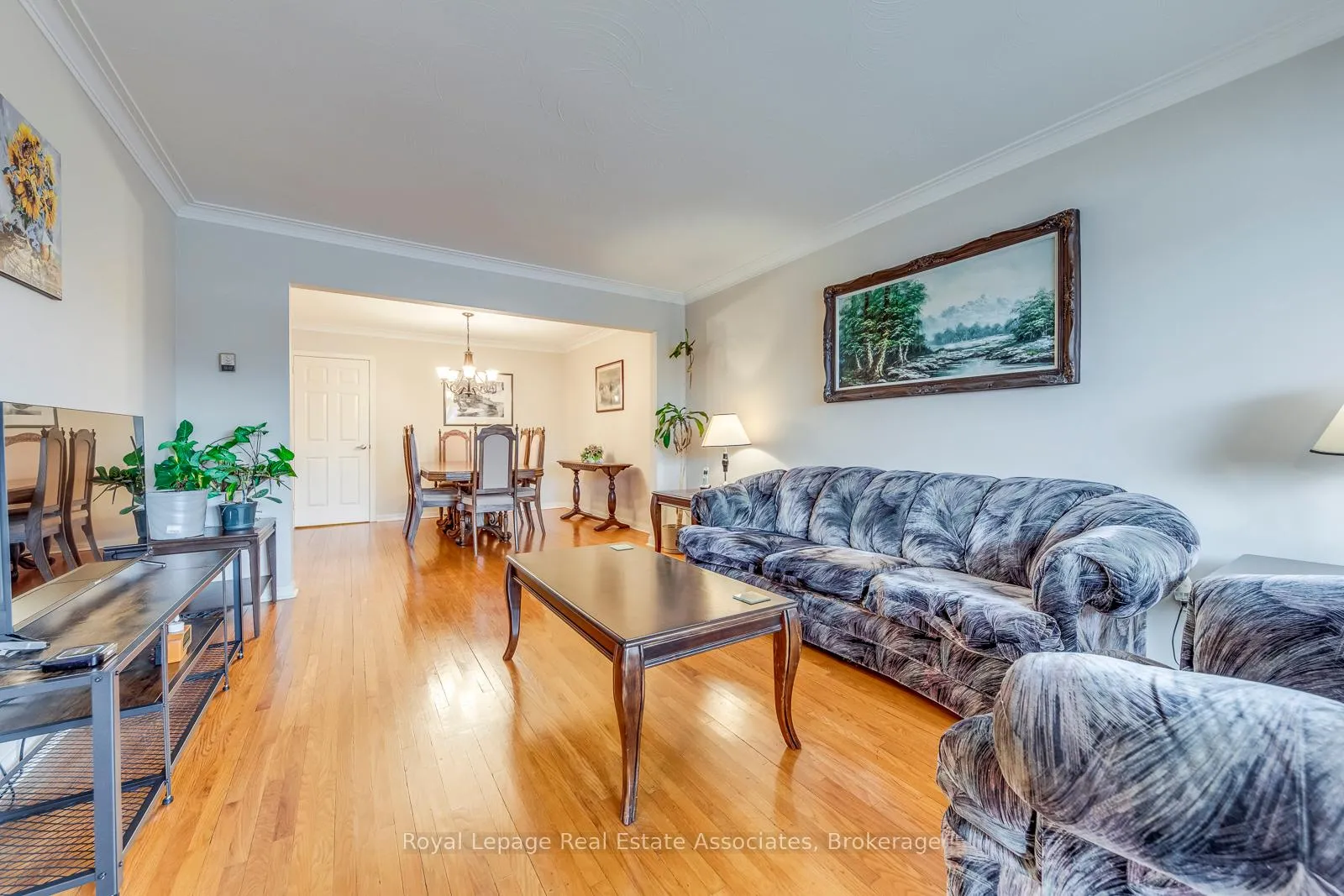 Photo 5 of 37 Prouse Drive, Brampton, Northgate — HOMEH