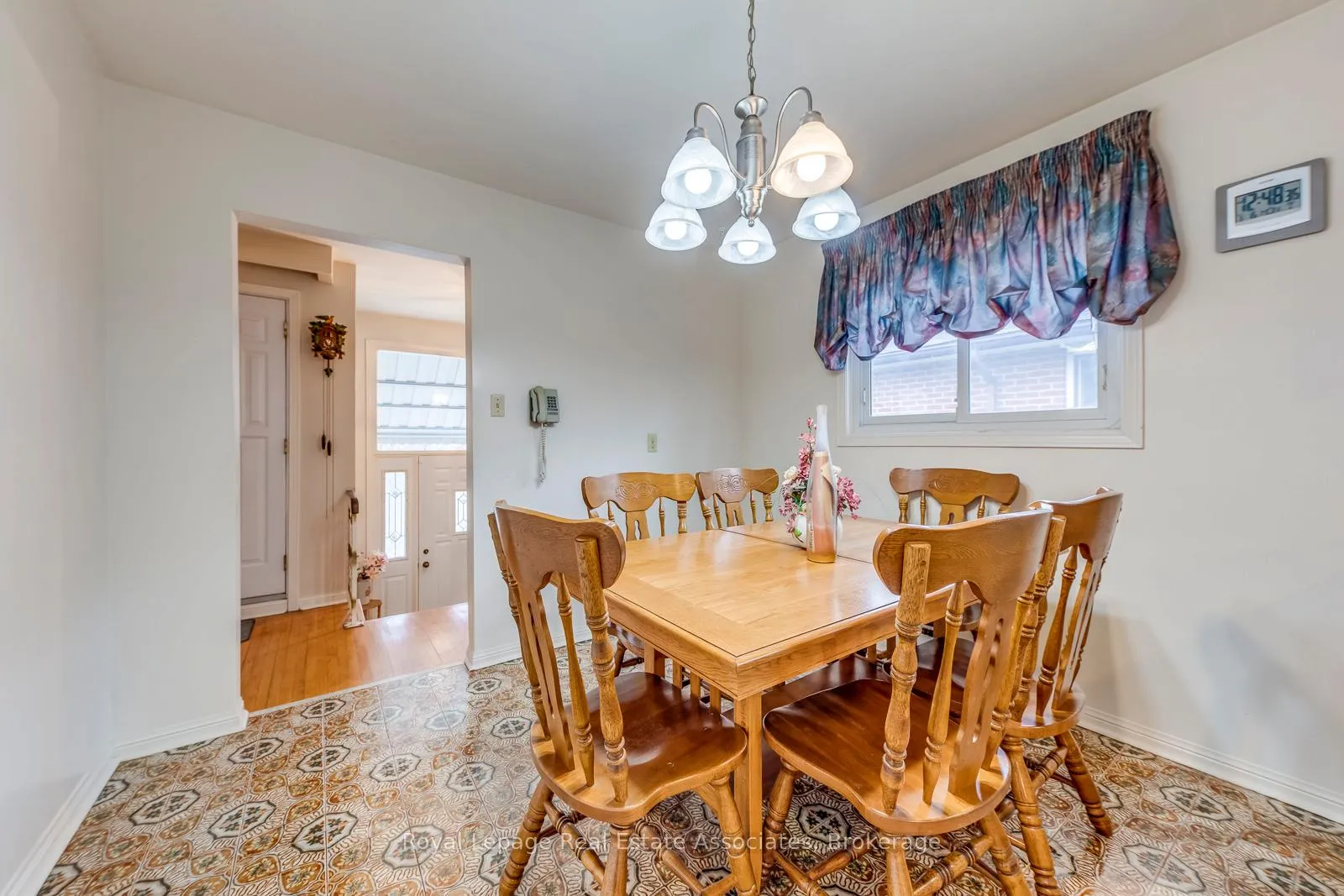 Photo 14 of 37 Prouse Drive, Brampton, Northgate — HOMEH