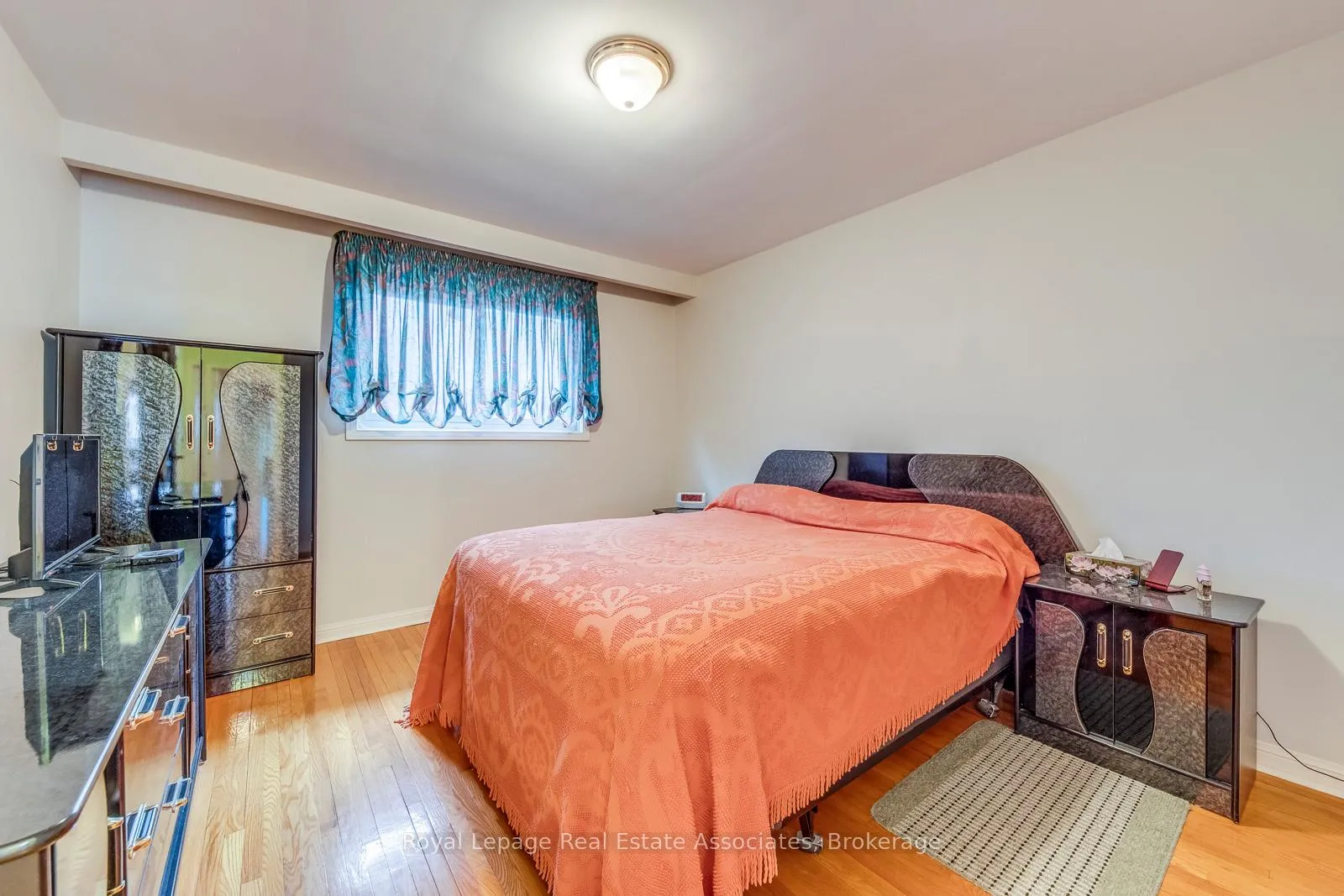 Photo 22 of 37 Prouse Drive, Brampton, Northgate — HOMEH