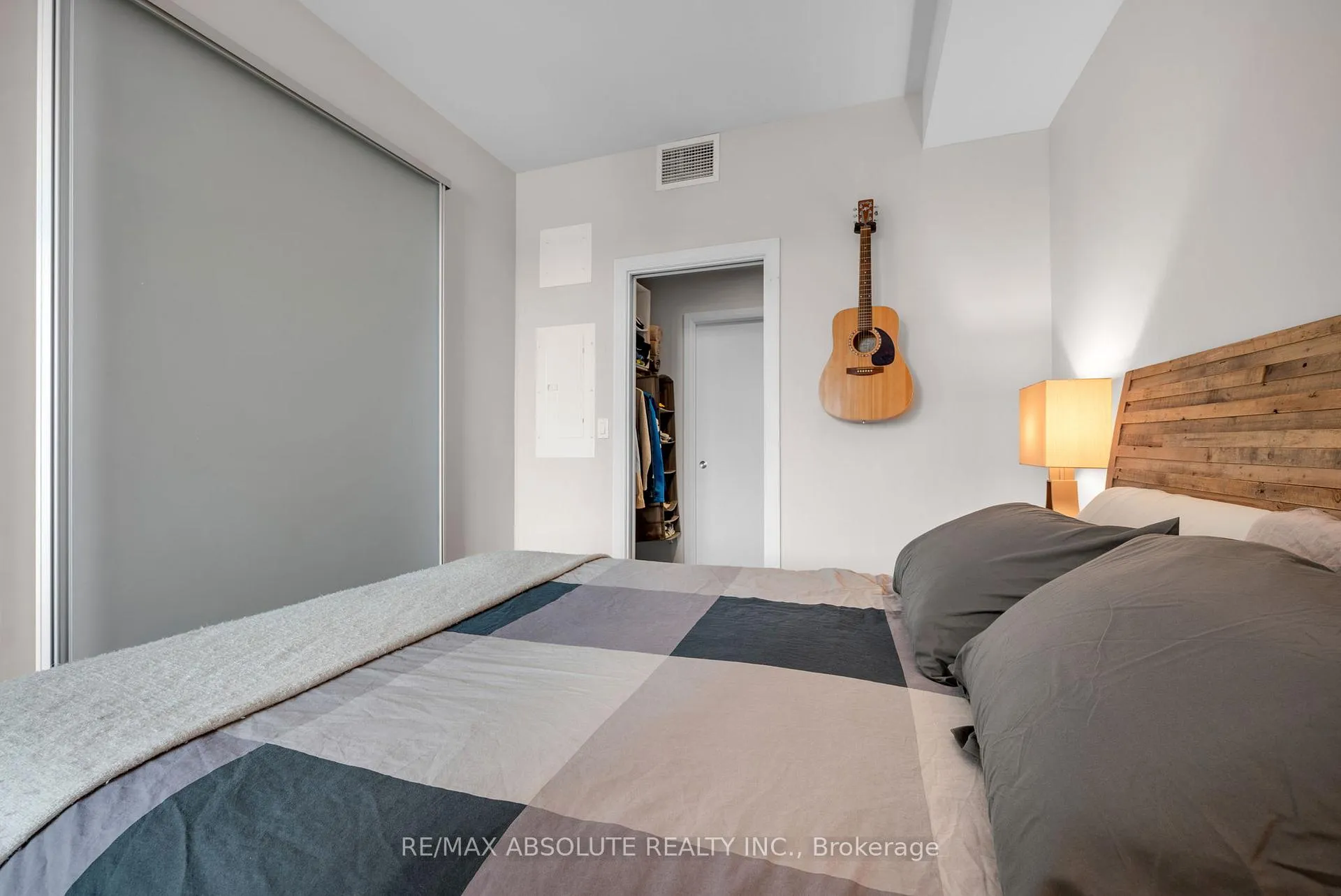 Photo 26 of Unit 406, 10 Rosemount Avenue, Ottawa, Hintonburg — HOMEH
