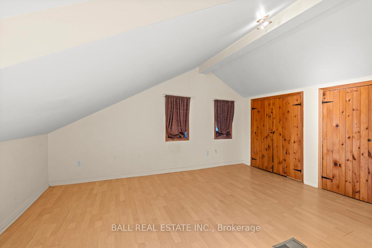 Photo 17 of 29 Hickson Avenue, Kingston, East of Sir John A. Blvd — HOMEH