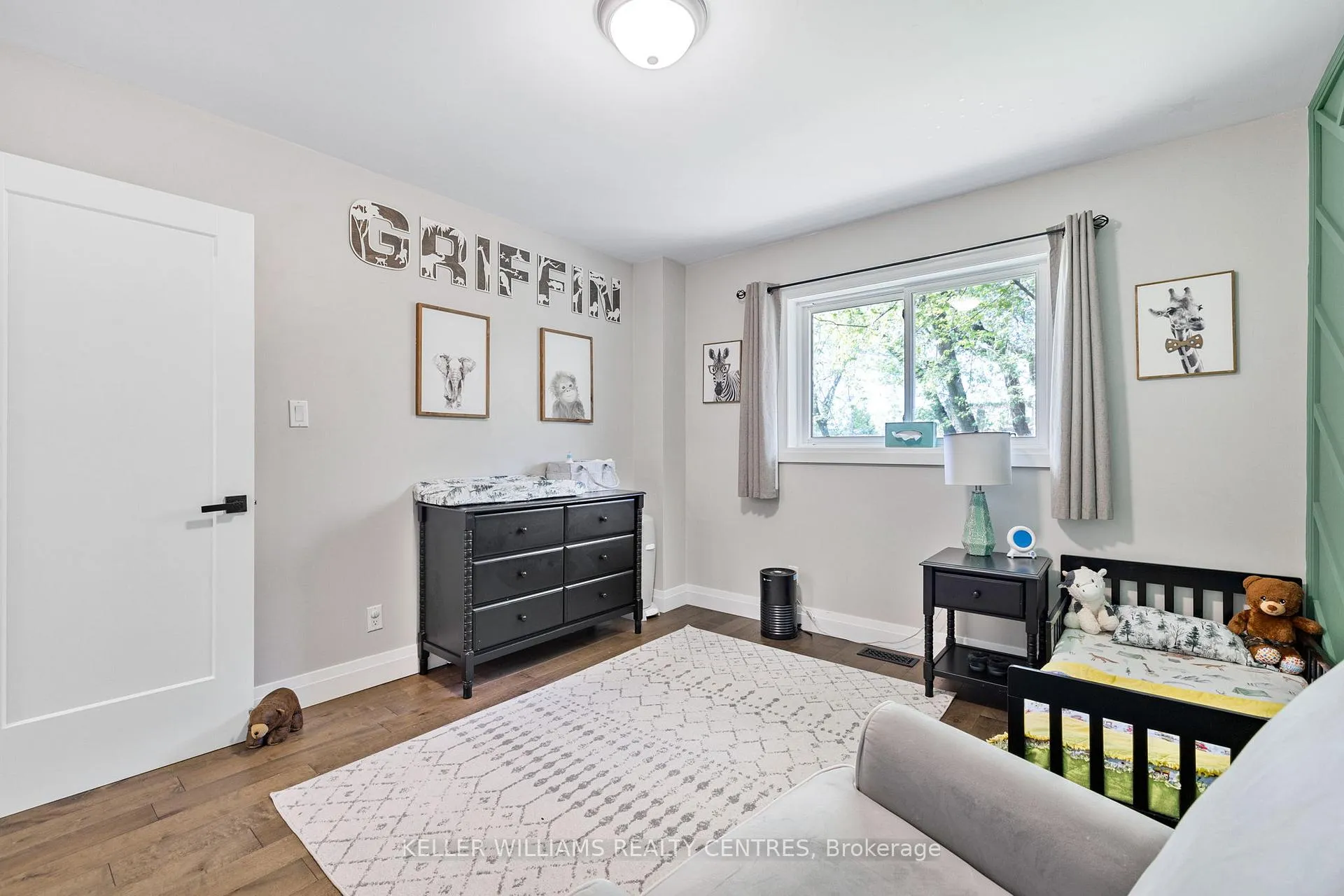 Photo 23 of 4 Selby Street, Innisfil, Cookstown — HOMEH
