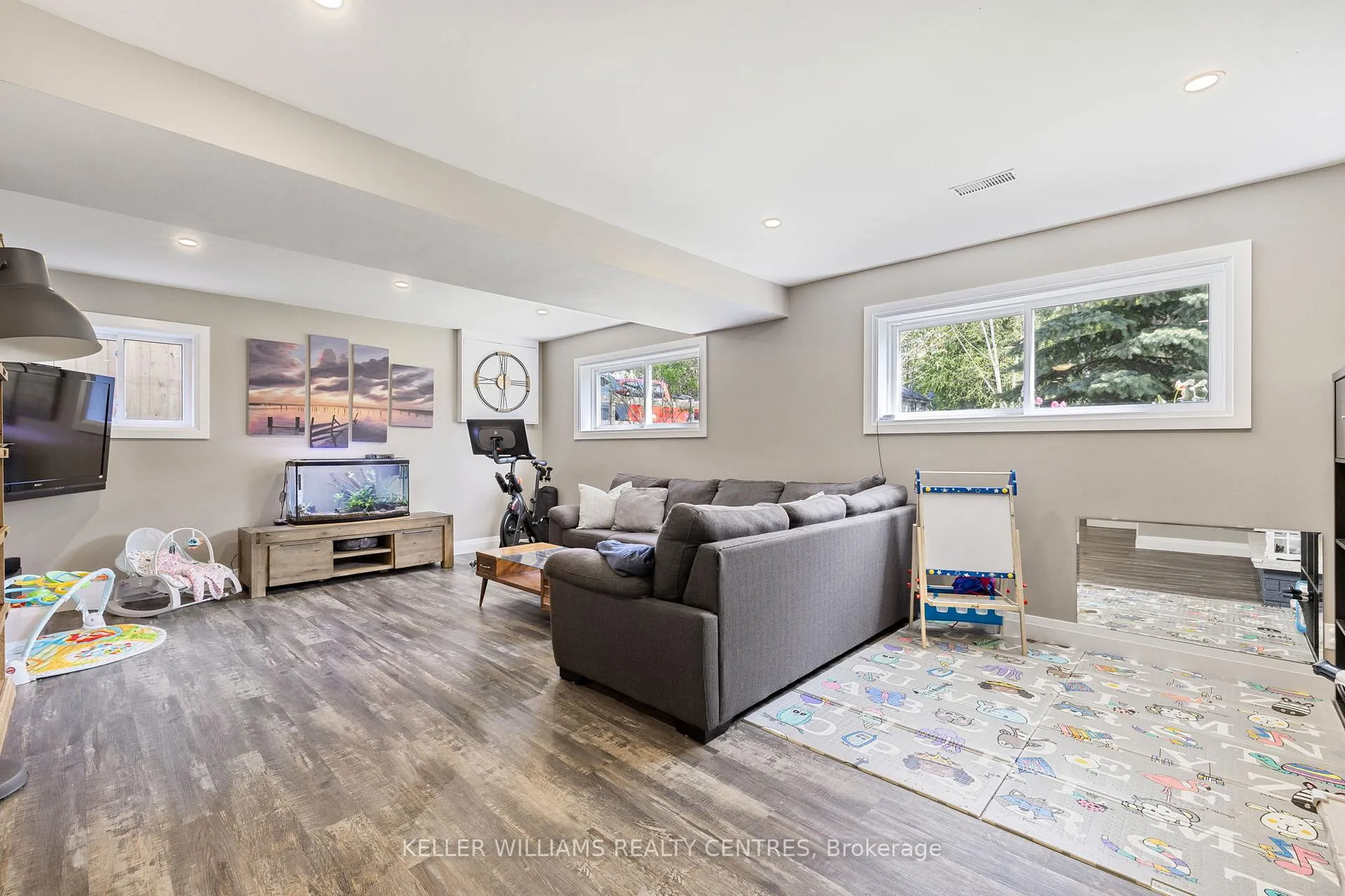 Photo 29 of 4 Selby Street, Innisfil, Cookstown — HOMEH