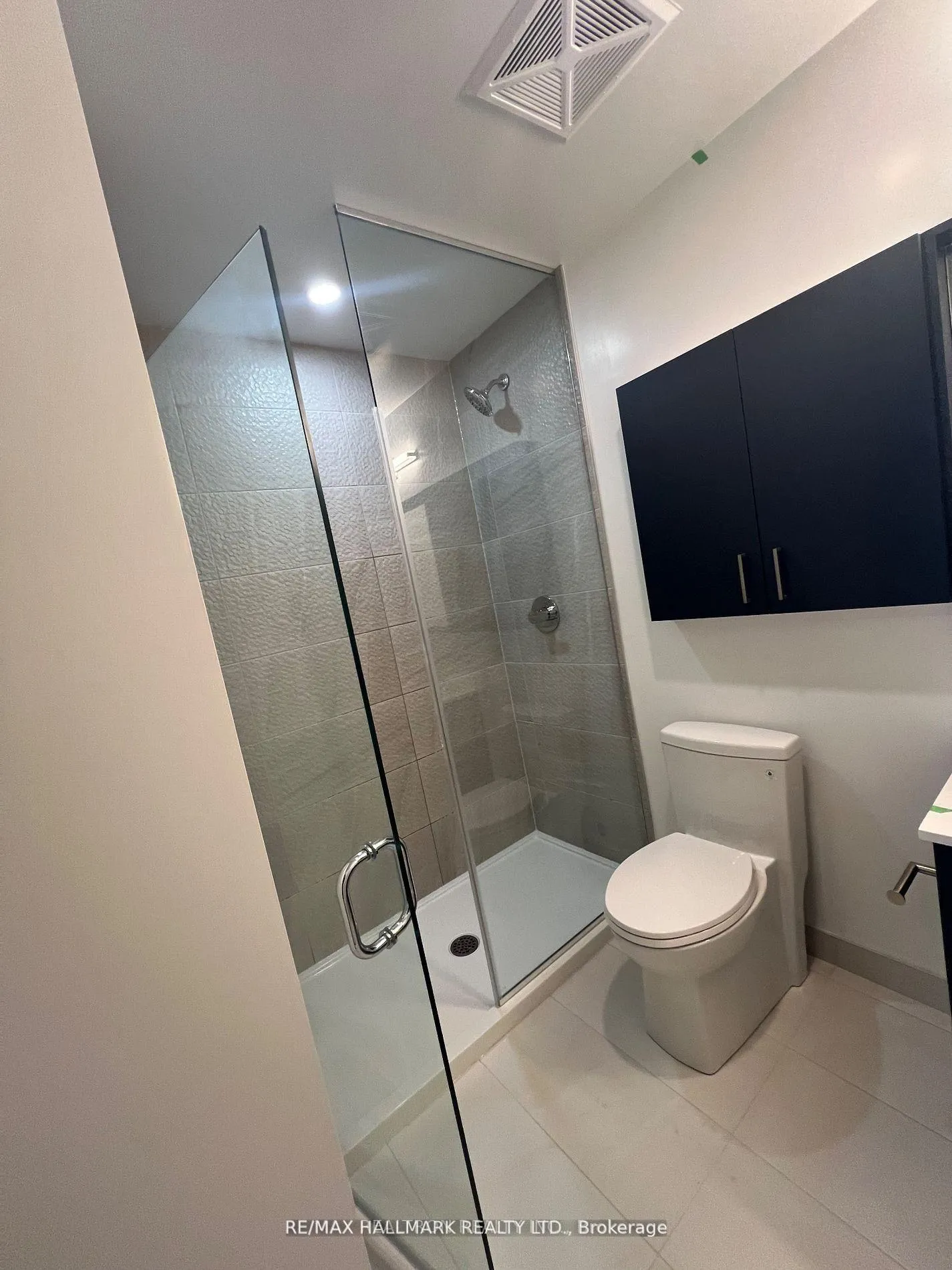 Photo 5 of Unit 2808, 30 Upper Mall Way, Vaughan, Brownridge — HOMEH
