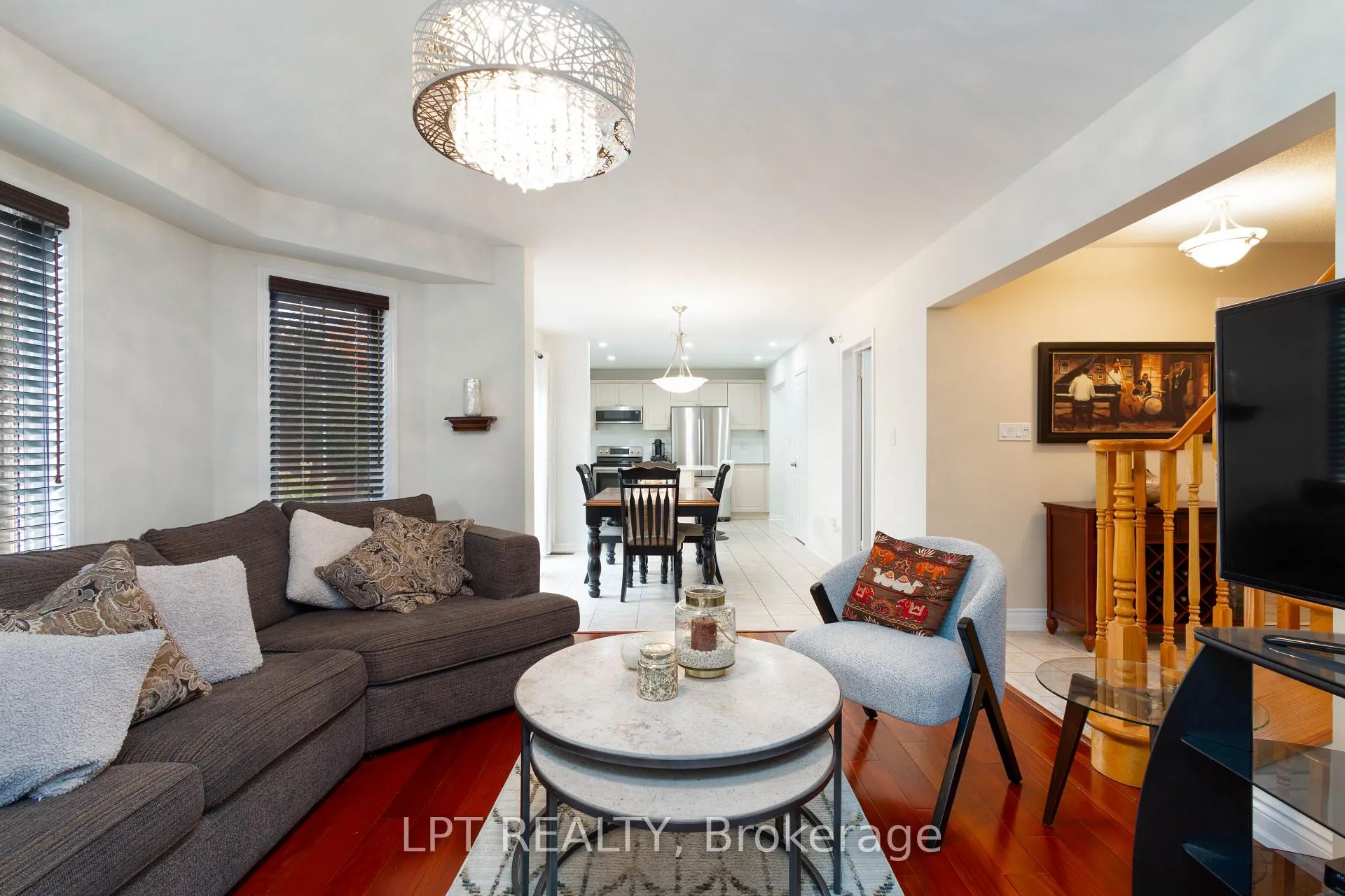 Photo 12 of 32 Fireside Drive, Brampton, Fletcher's Meadow — HOMEH