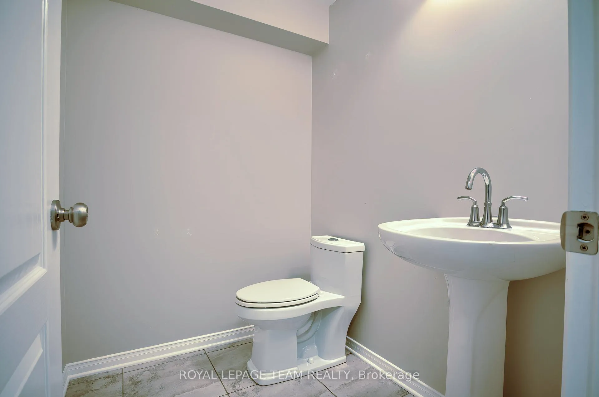 Photo 7 of 184 Cheyenne Way, Ottawa, Barrhaven - Stonebridge — HOMEH
