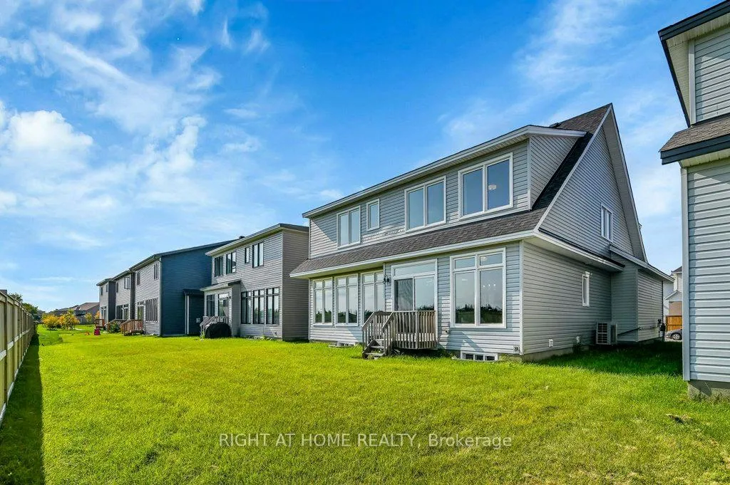 Photo 20 of 844 Snowdrop Crescent, Ottawa, Blossom Park/Kemp Park/Findlay Creek — HOMEH