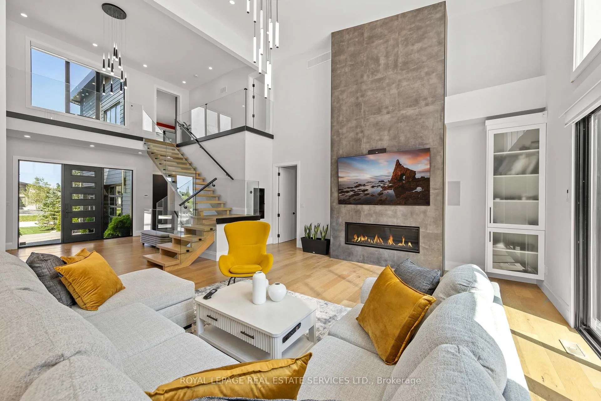 Photo 12 of 118 Barton Boulevard, Blue Mountains — HOMEH