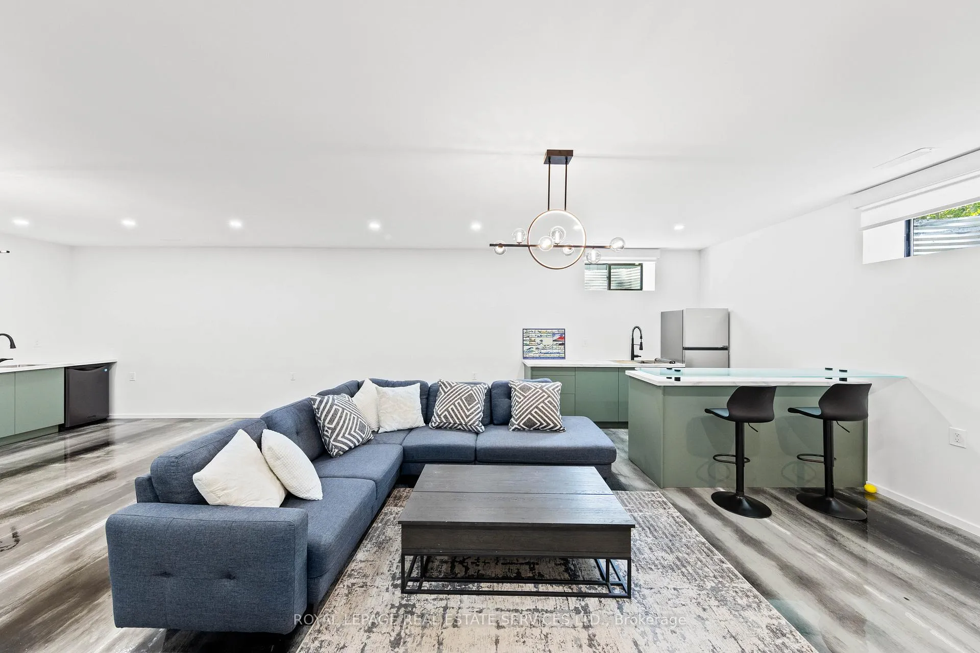 Photo 32 of 118 Barton Boulevard, Blue Mountains — HOMEH