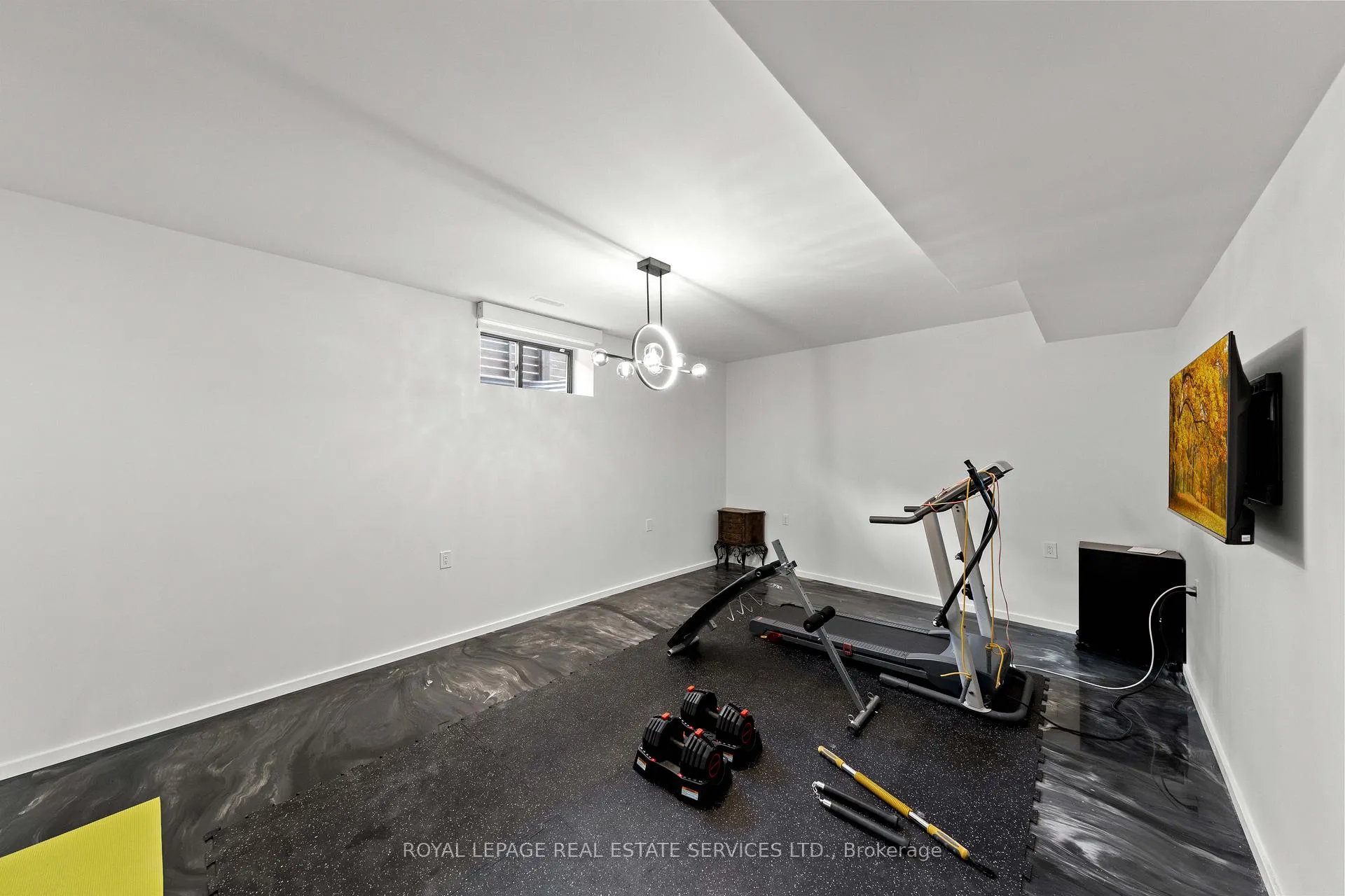 Photo 35 of 118 Barton Boulevard, Blue Mountains — HOMEH
