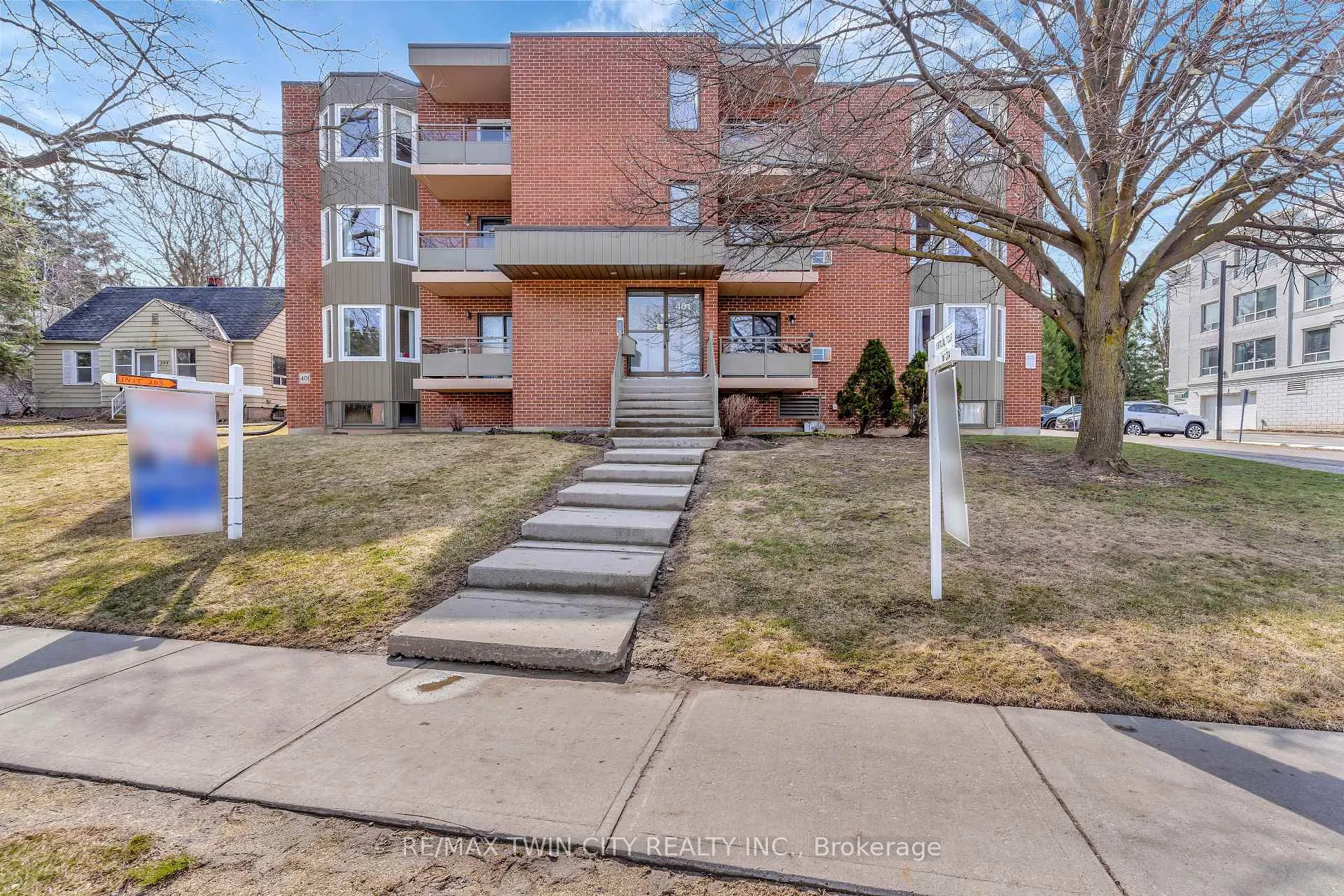 Photo 3 of Unit 203, 401 Erb Street, Waterloo — HOMEH