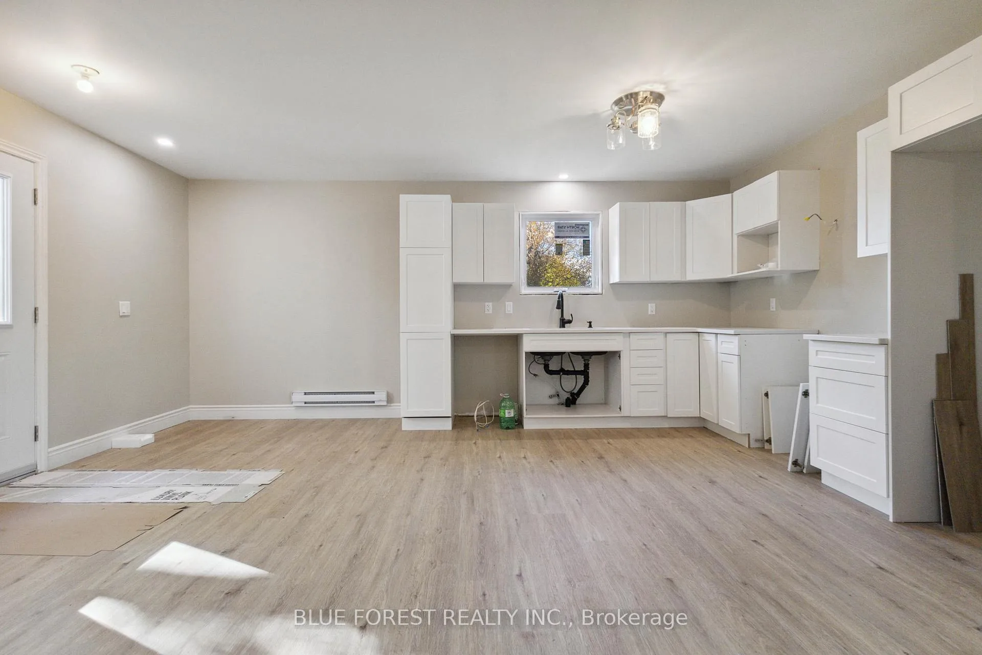 Photo 11 of 22378 Allen Road, Strathroy-Caradoc, Rural Strathroy-Caradoc — HOMEH
