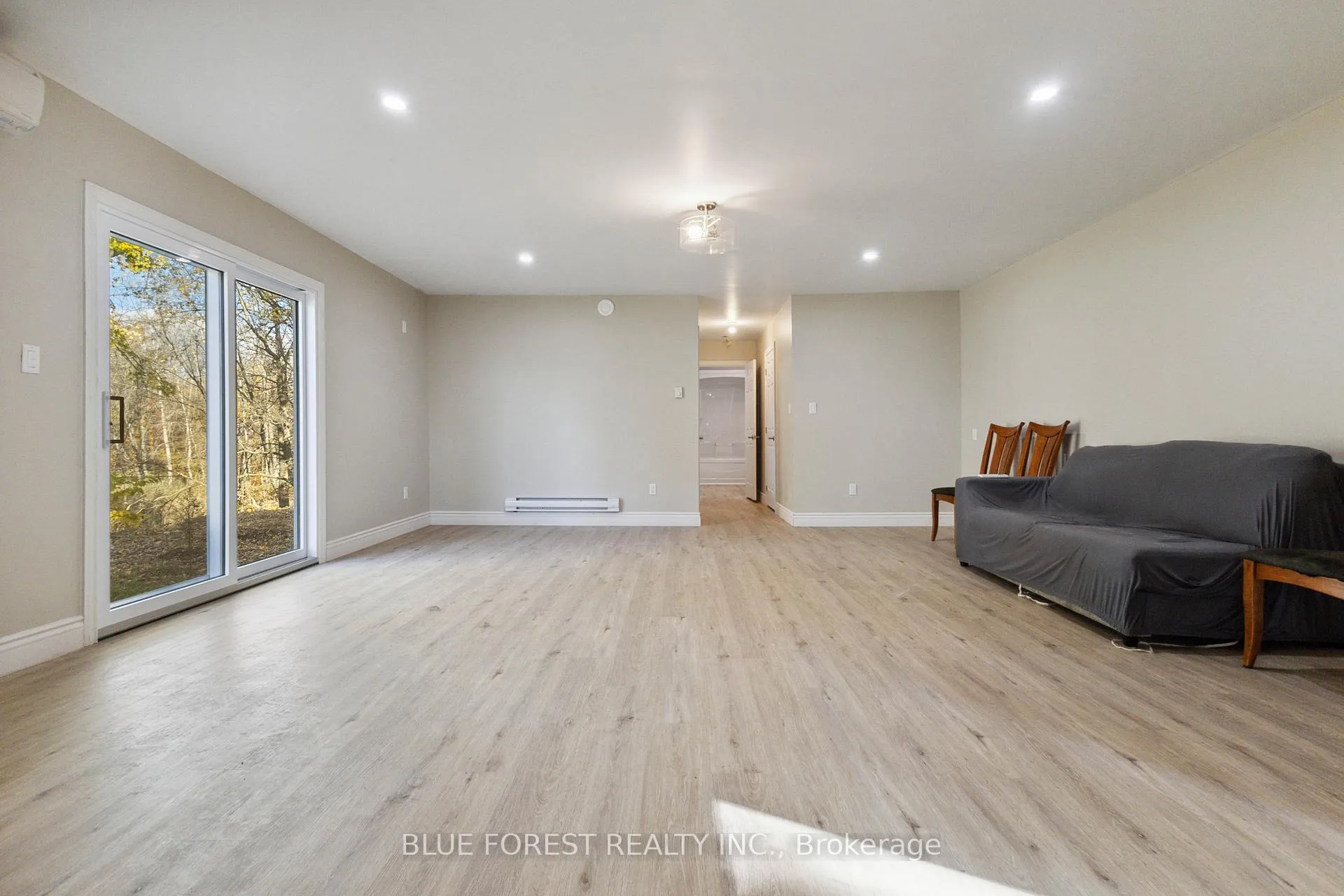 Photo 13 of 22378 Allen Road, Strathroy-Caradoc, Rural Strathroy-Caradoc — HOMEH