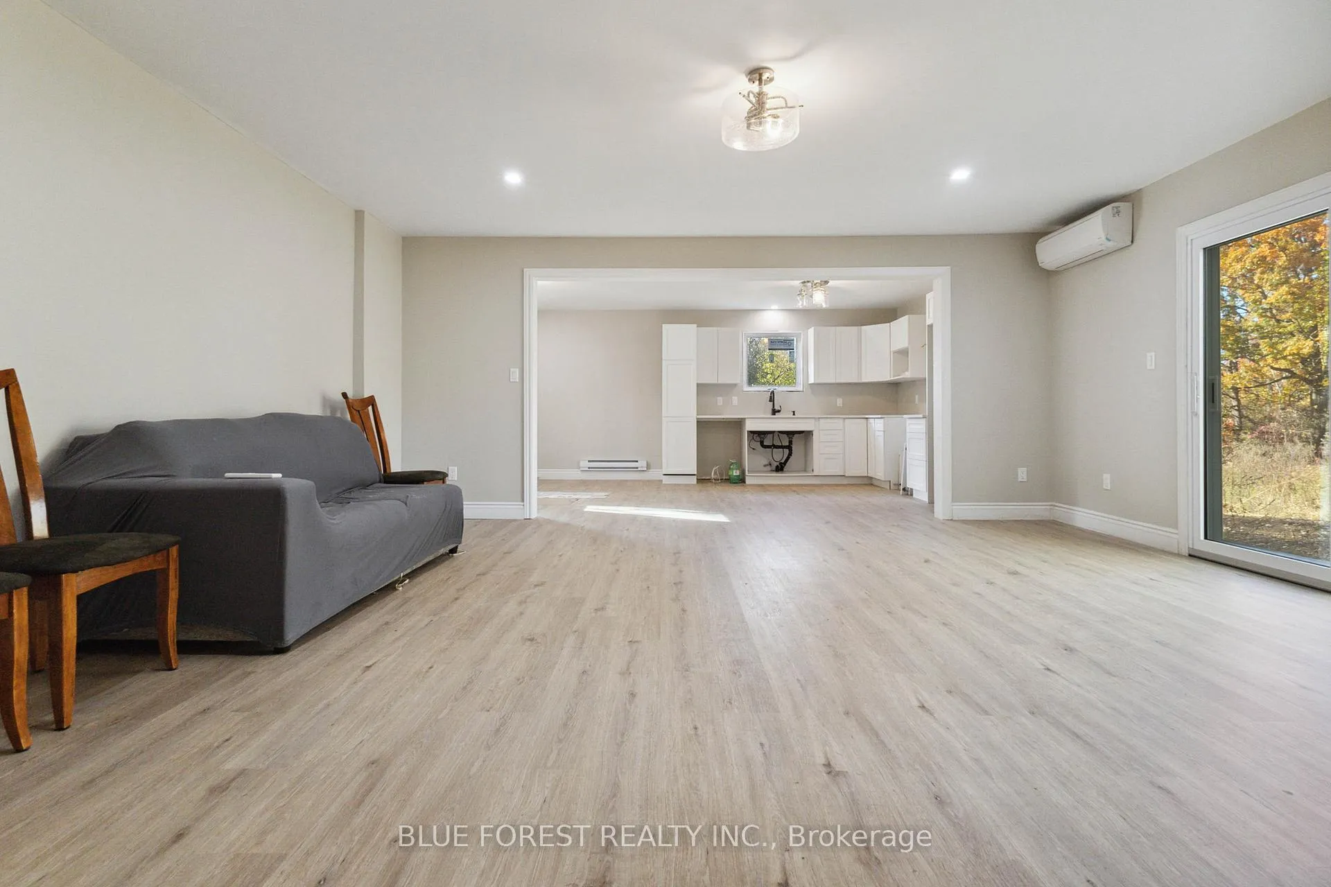 Photo 14 of 22378 Allen Road, Strathroy-Caradoc, Rural Strathroy-Caradoc — HOMEH