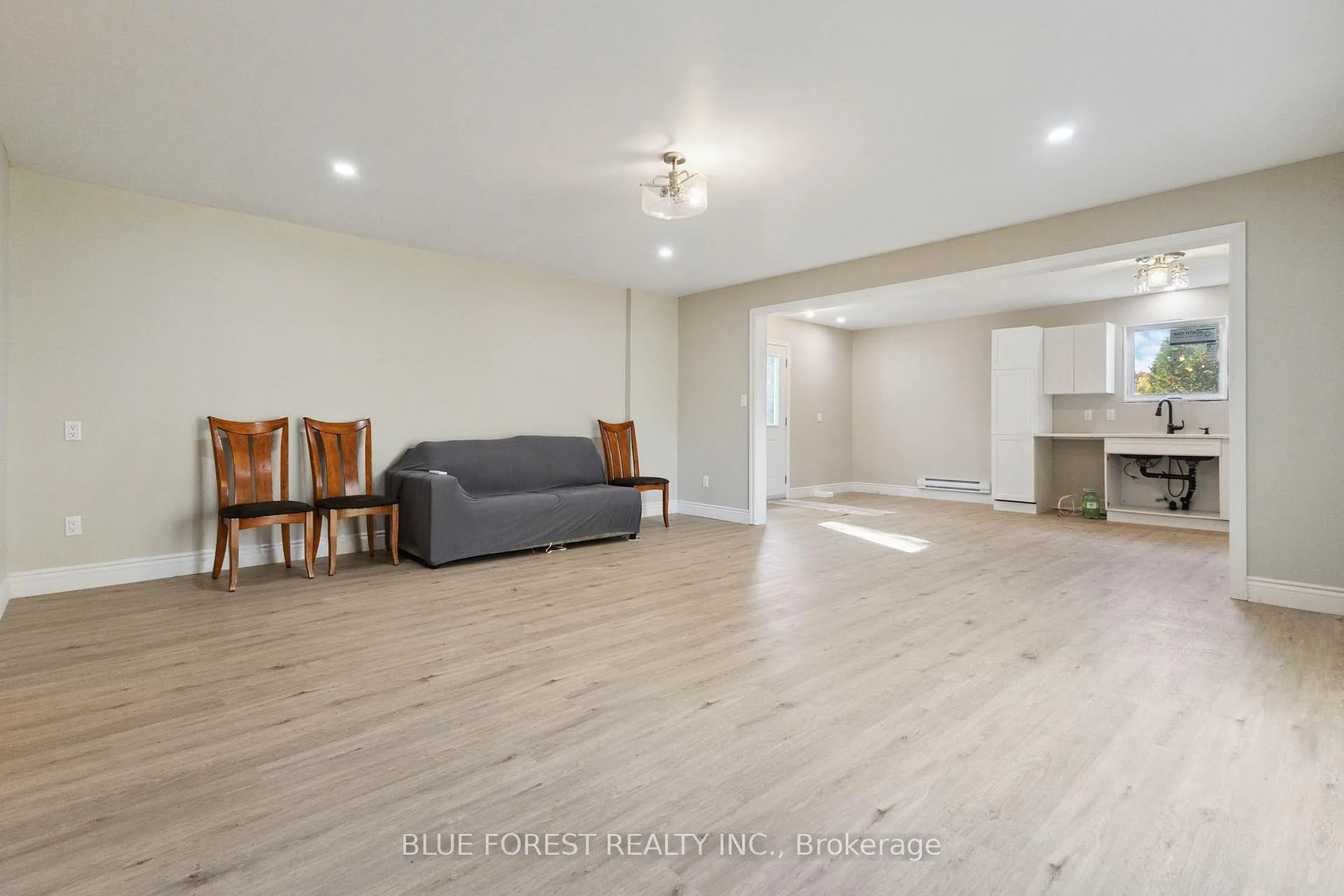 Photo 16 of 22378 Allen Road, Strathroy-Caradoc, Rural Strathroy-Caradoc — HOMEH