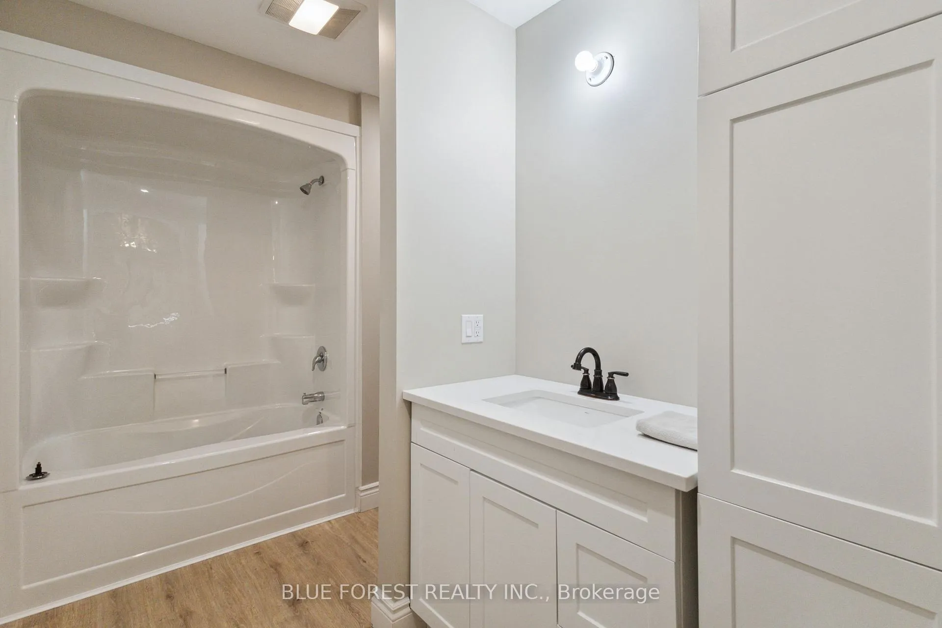 Photo 18 of 22378 Allen Road, Strathroy-Caradoc, Rural Strathroy-Caradoc — HOMEH