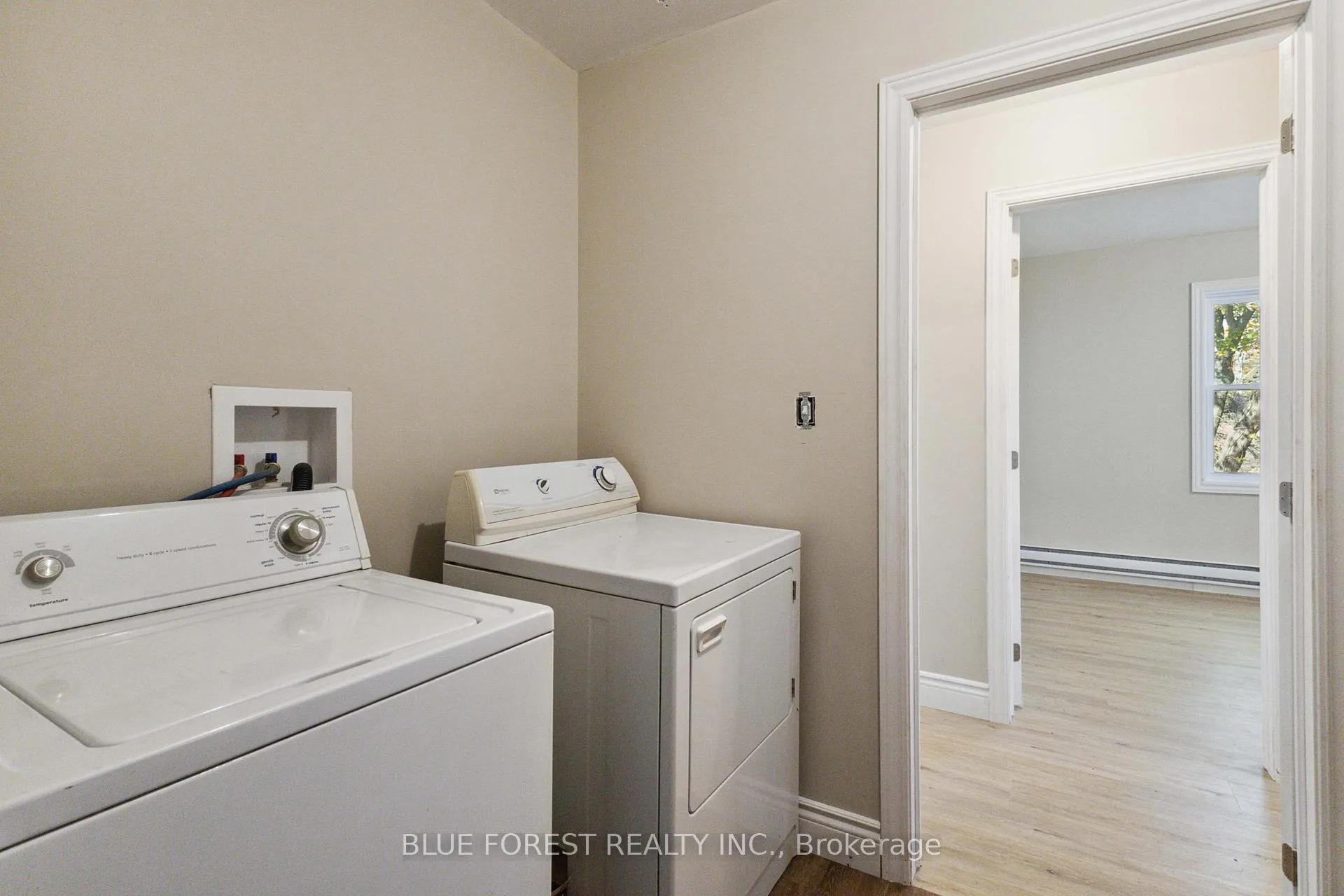 Photo 22 of 22378 Allen Road, Strathroy-Caradoc, Rural Strathroy-Caradoc — HOMEH