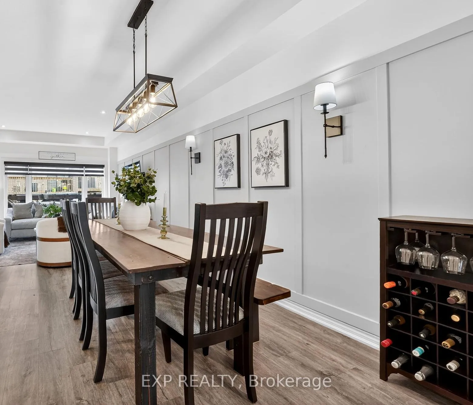 Photo 4 of 4037 Crown Street, Lincoln, Beamsville — HOMEH