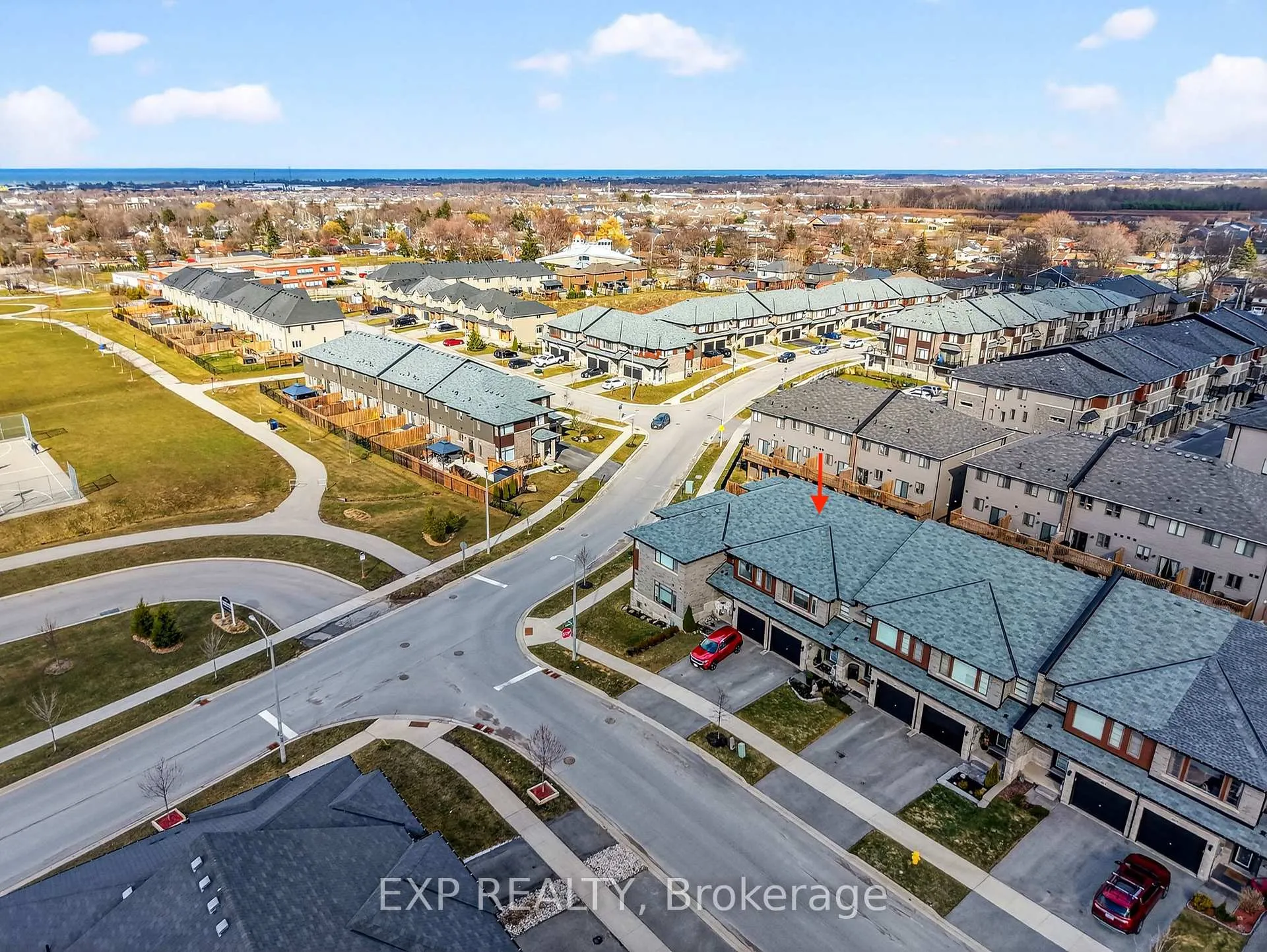 Photo 39 of 4037 Crown Street, Lincoln, Beamsville — HOMEH