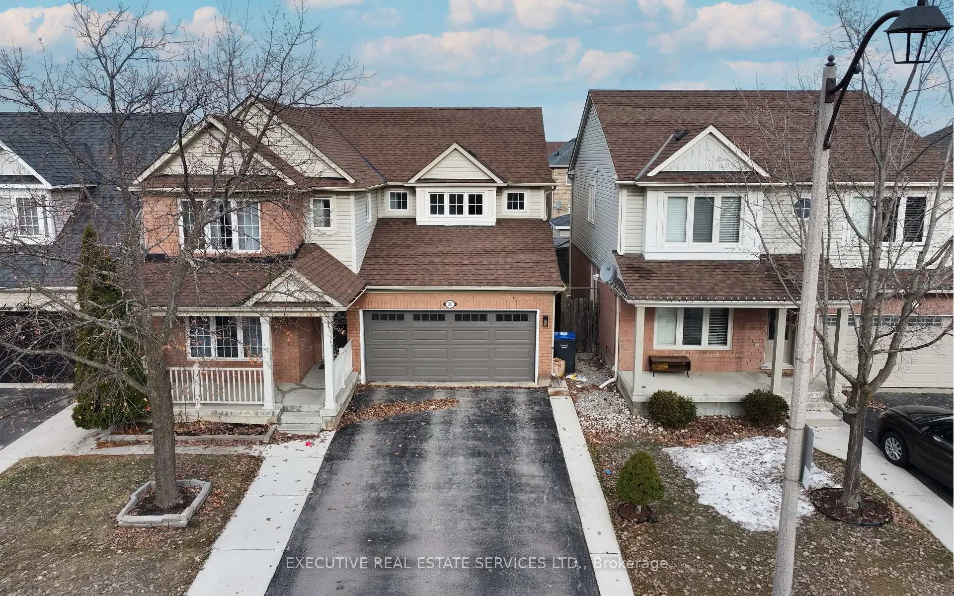 Front of 20 Wetmeadow Drive E