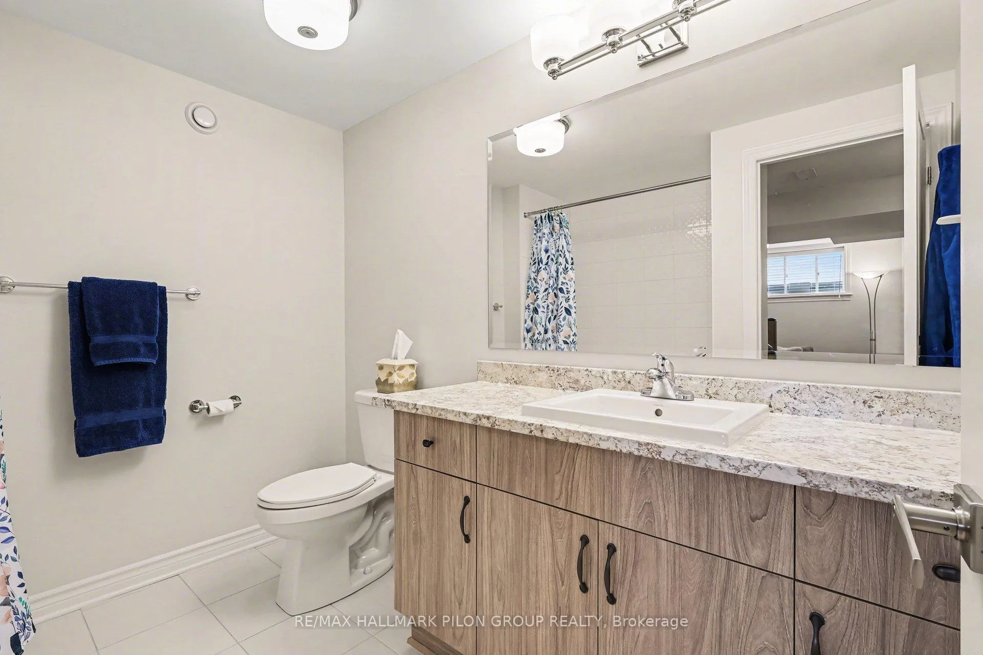 Photo 19 of 811 Tewin Circle, Ottawa, Camelot — HOMEH