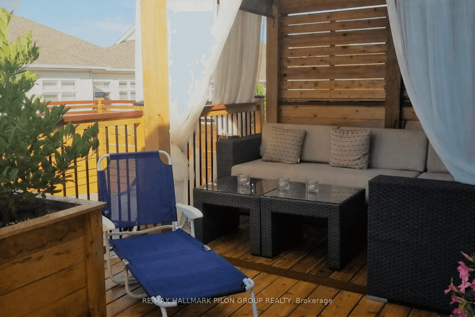 Photo 25 of 811 Tewin Circle, Ottawa, Camelot — HOMEH