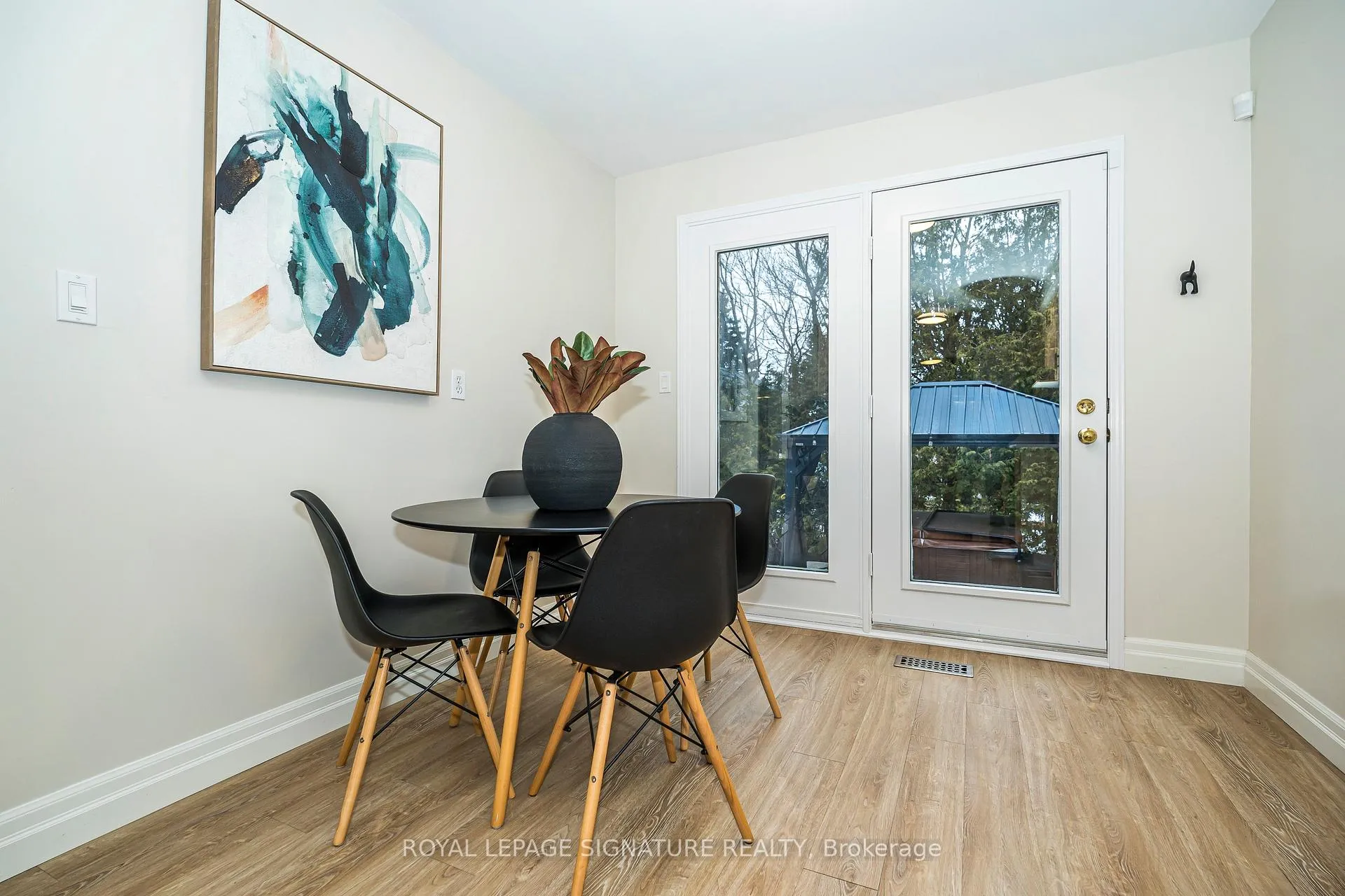 Photo 16 of 1466 Glenforest Crescent, Peterborough, Monaghan Ward 2 — HOMEH