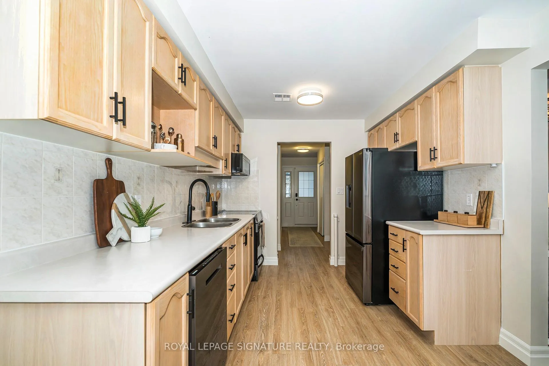 Photo 17 of 1466 Glenforest Crescent, Peterborough, Monaghan Ward 2 — HOMEH