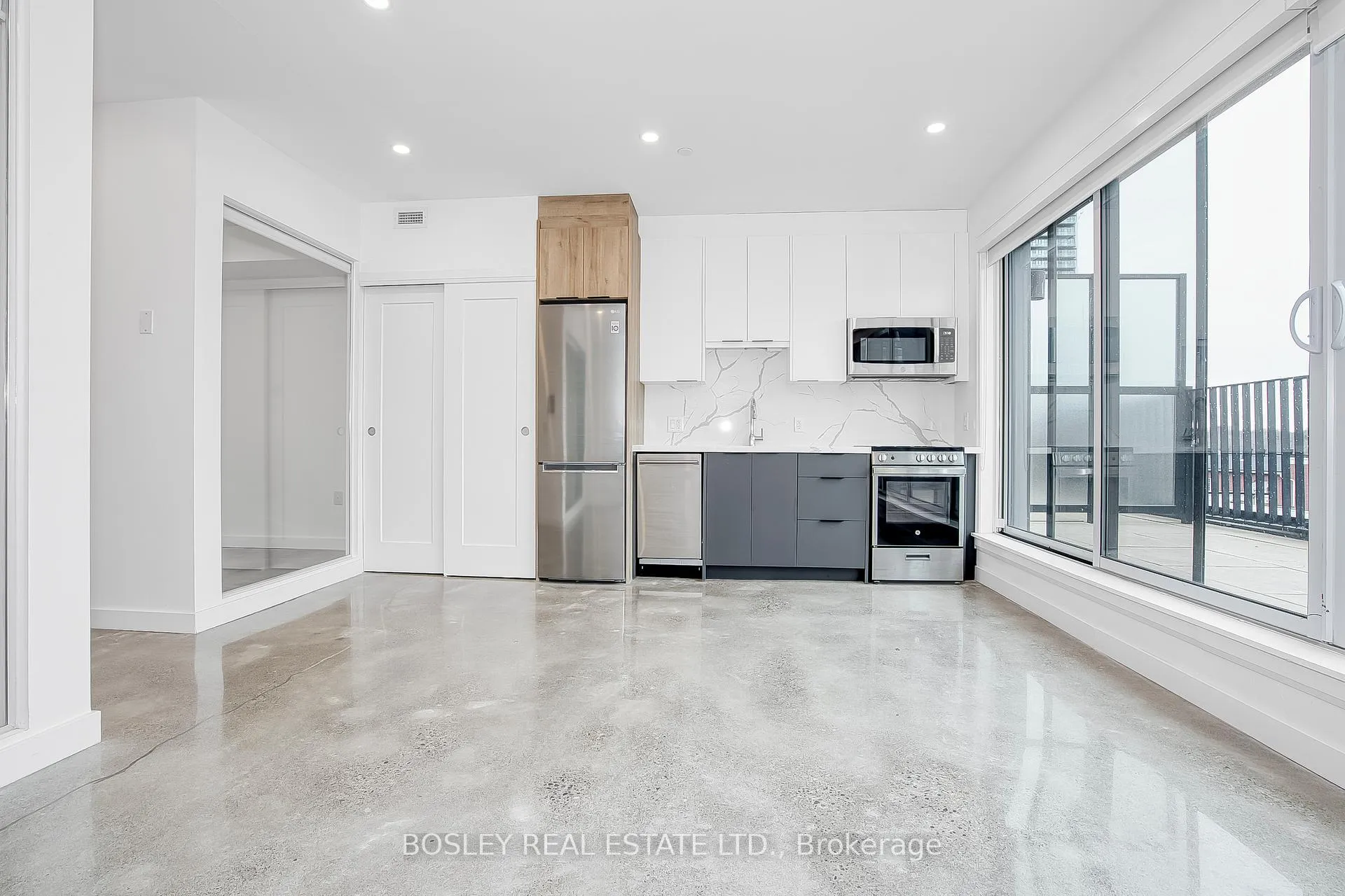 Photo 16 of Unit 52, 41 River Street, Toronto, Regent Park — HOMEH