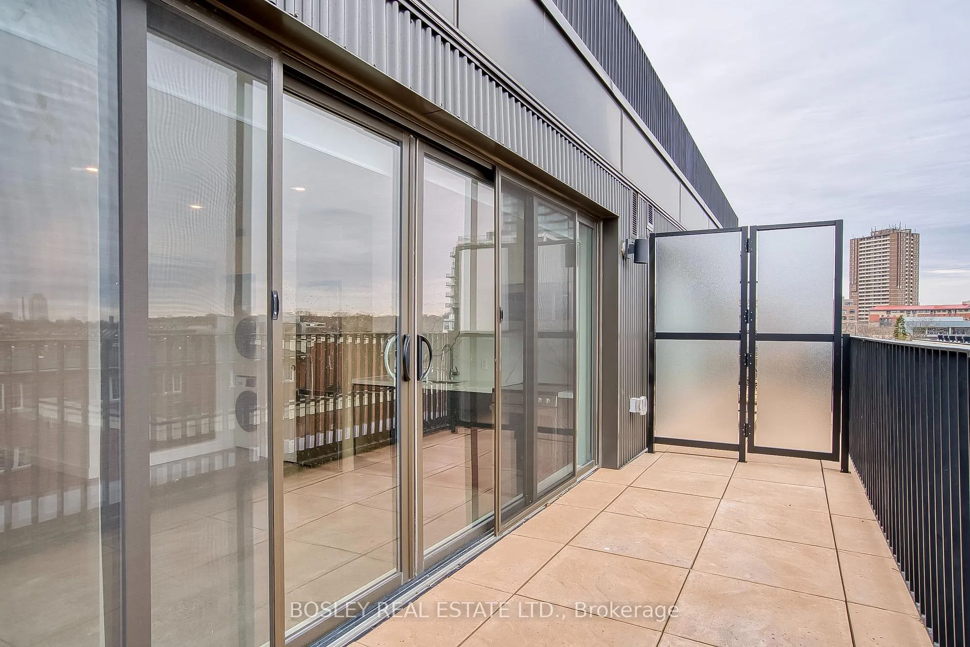 Photo 20 of Unit 52, 41 River Street, Toronto, Regent Park — HOMEH