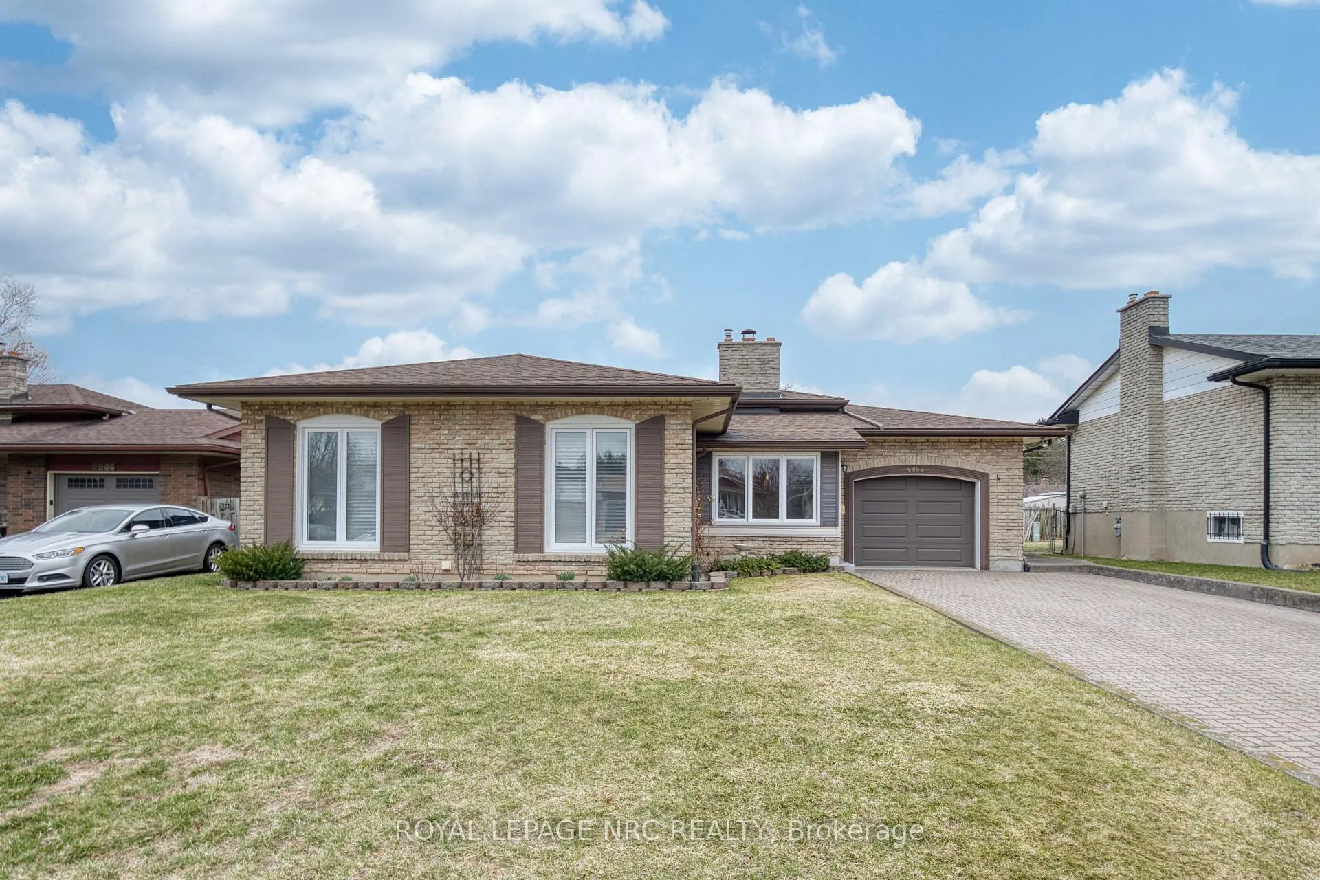 Photo 1 of 6852 Corwin Crescent, Niagara Falls, Dorchester — HOMEH