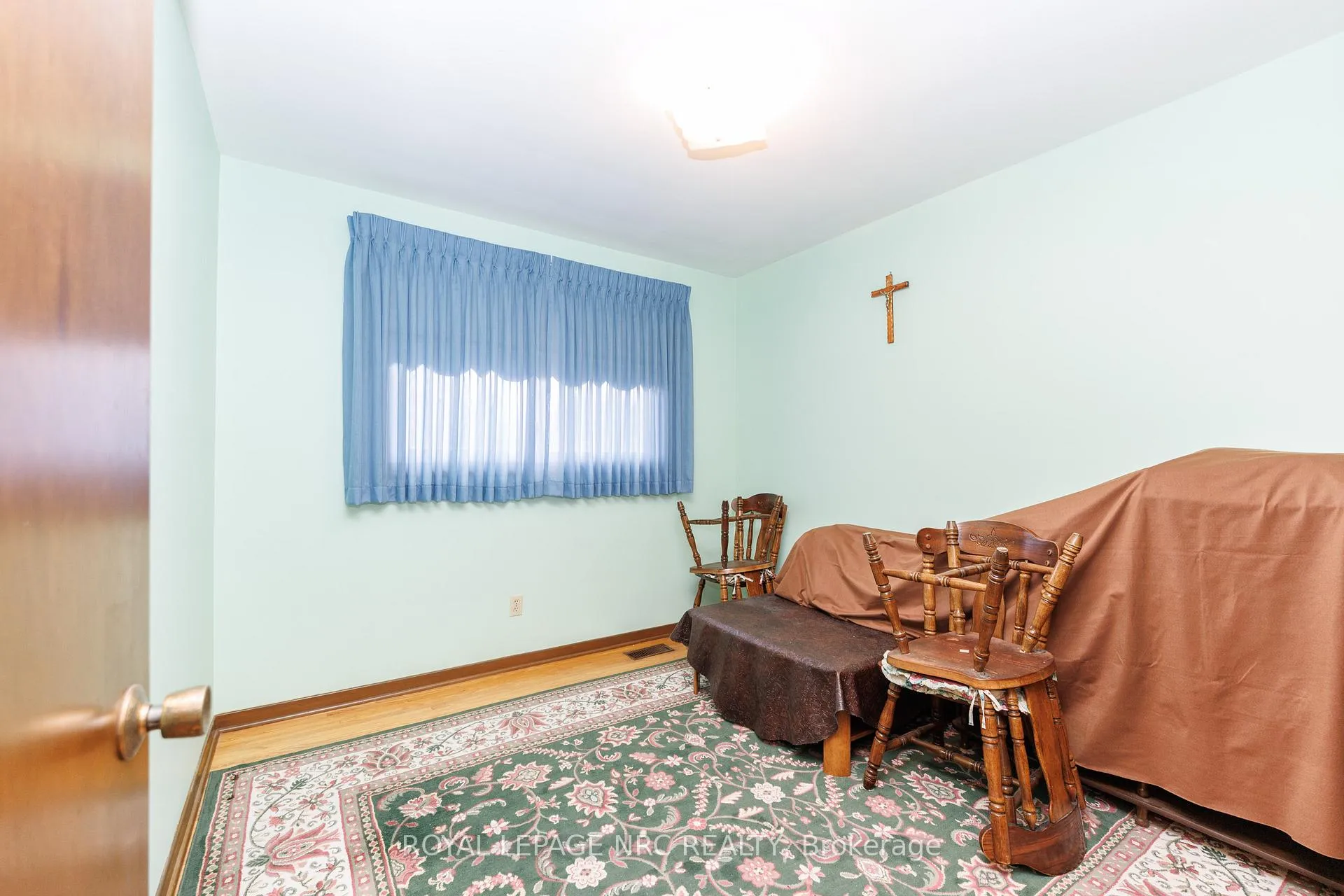 Photo 21 of 6852 Corwin Crescent, Niagara Falls, Dorchester — HOMEH