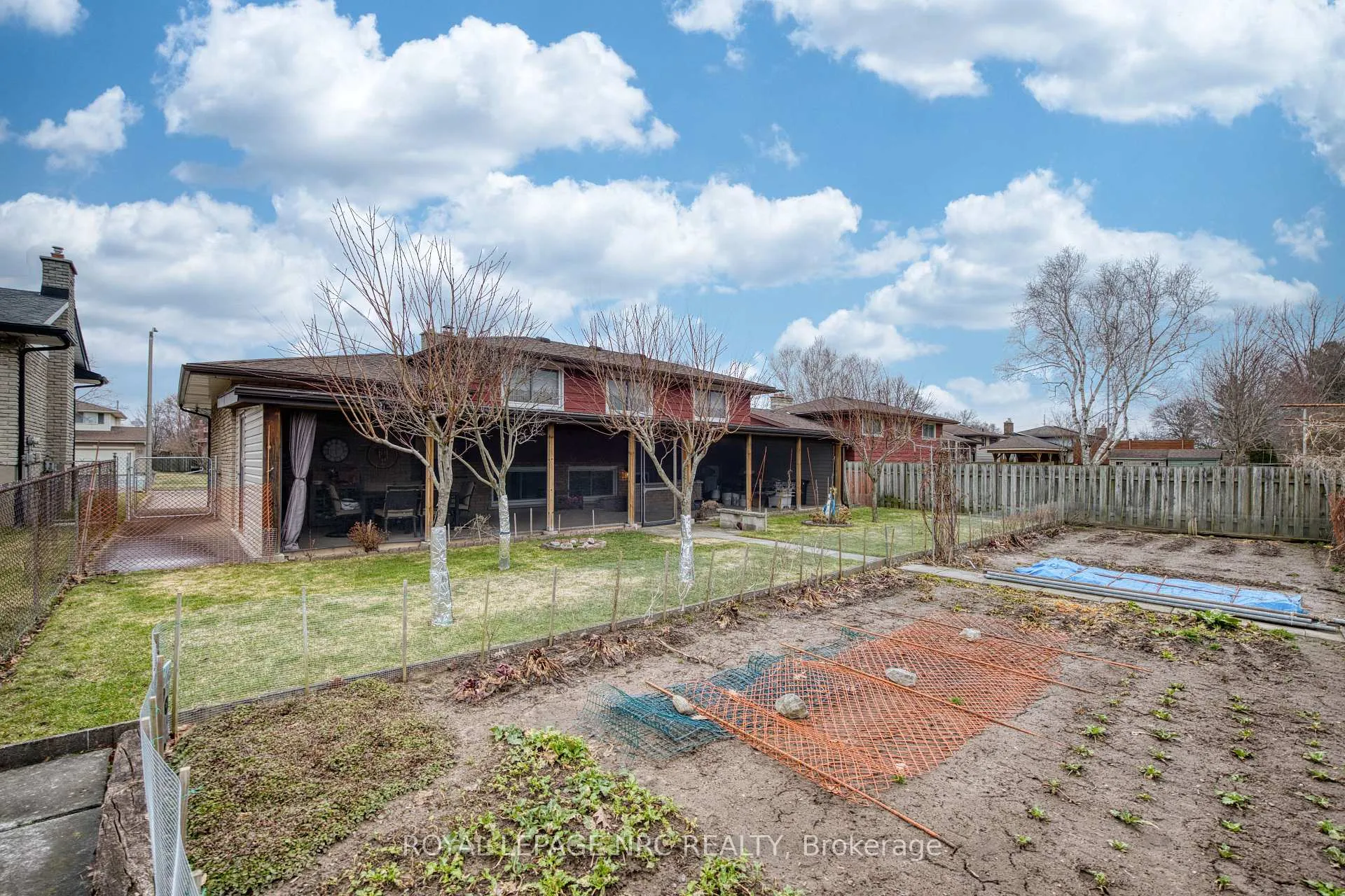 Photo 40 of 6852 Corwin Crescent, Niagara Falls, Dorchester — HOMEH