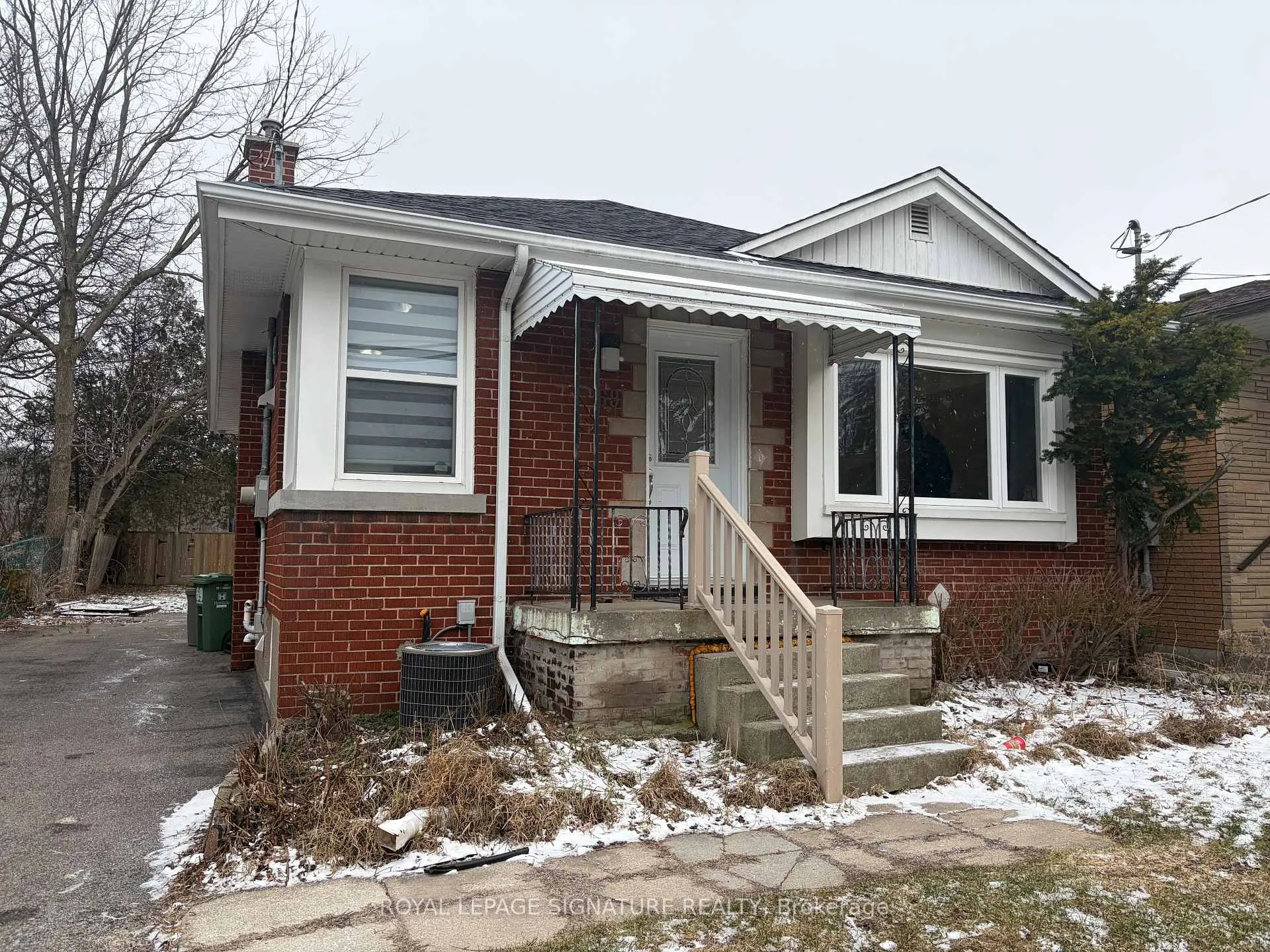Front of 69 Glenmount Avenue
