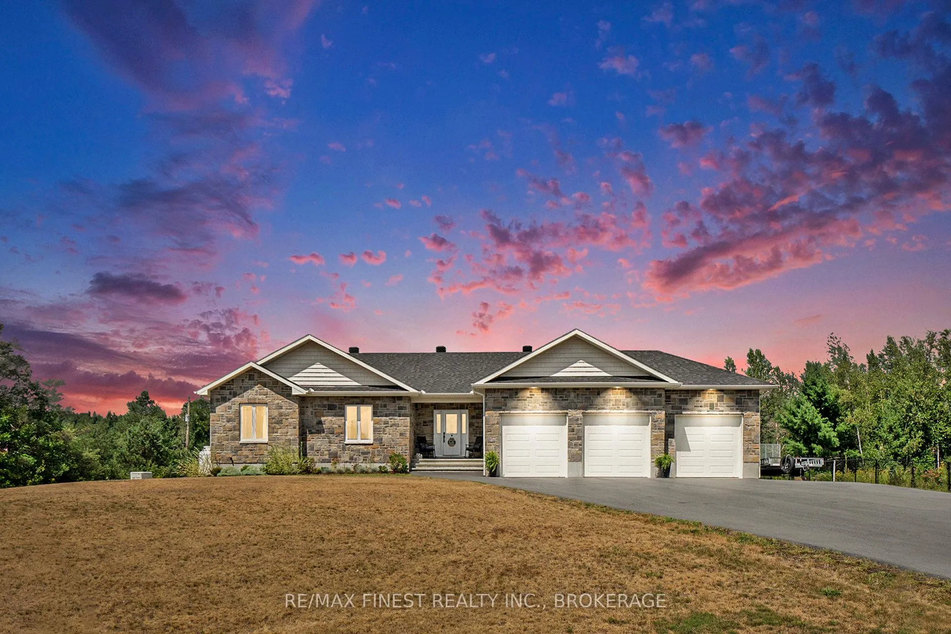 Front of 10541 Wylie Way