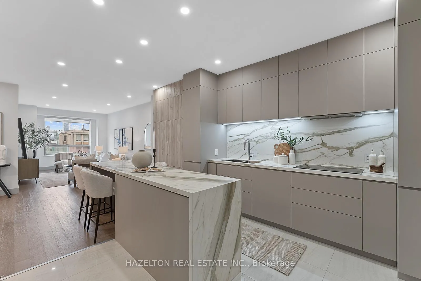 Photo 7 of Unit 1209, 102 Bloor Street W, Toronto, The Annex — HOMEH