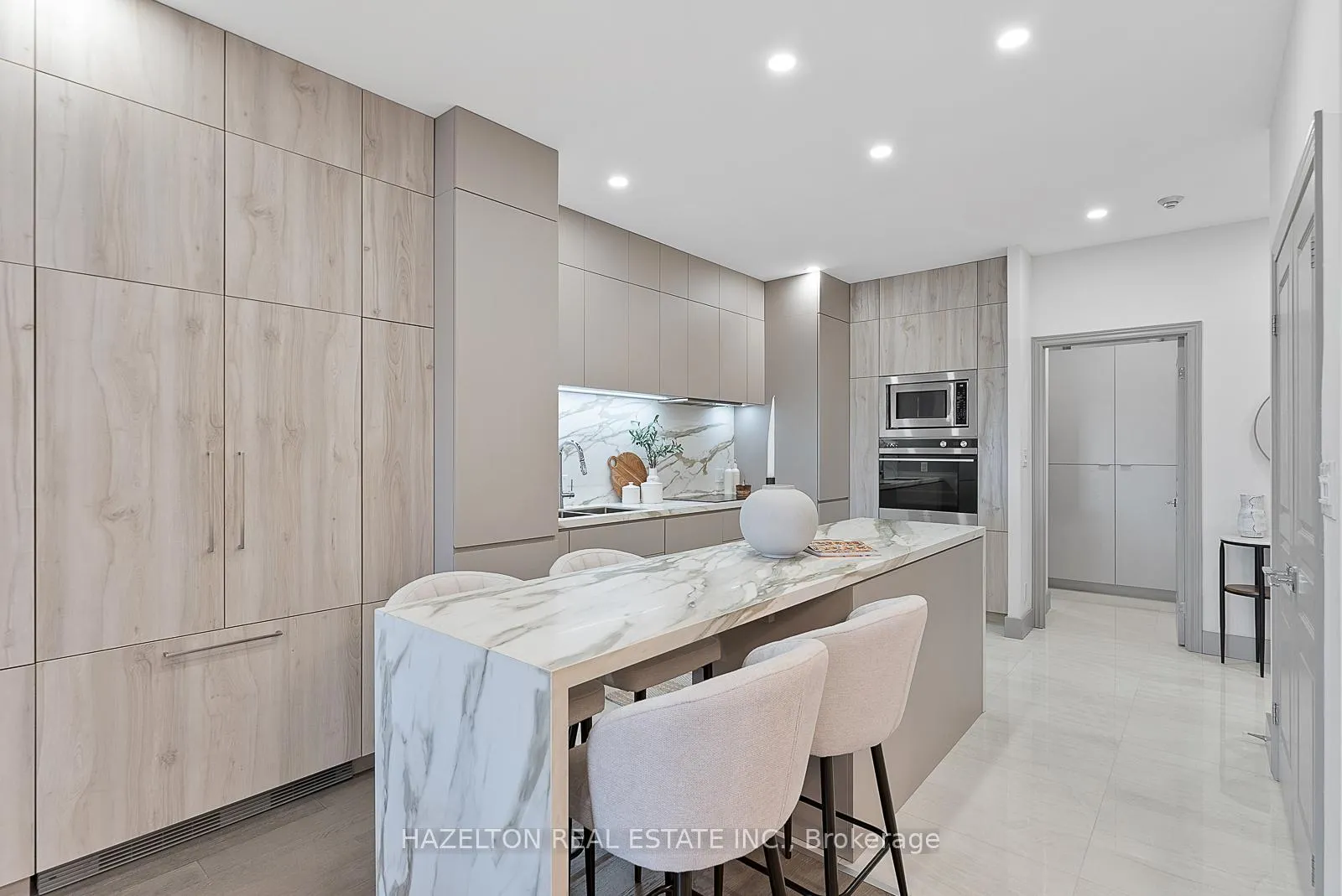 Photo 10 of Unit 1209, 102 Bloor Street W, Toronto, The Annex — HOMEH