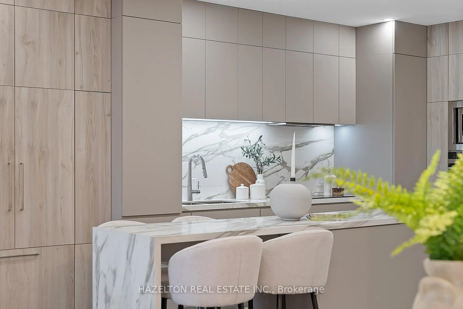 Photo 12 of Unit 1209, 102 Bloor Street W, Toronto, The Annex — HOMEH