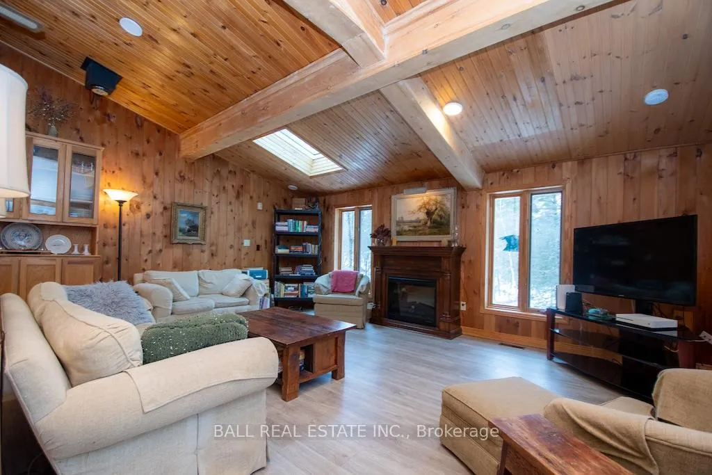 Photo 6 of 1084 Duck Pond Lane, Douro-Dummer — HOMEH