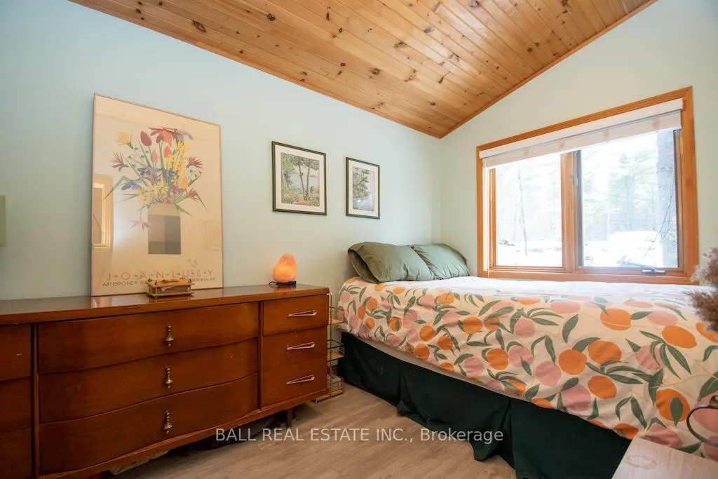 Photo 16 of 1084 Duck Pond Lane, Douro-Dummer — HOMEH