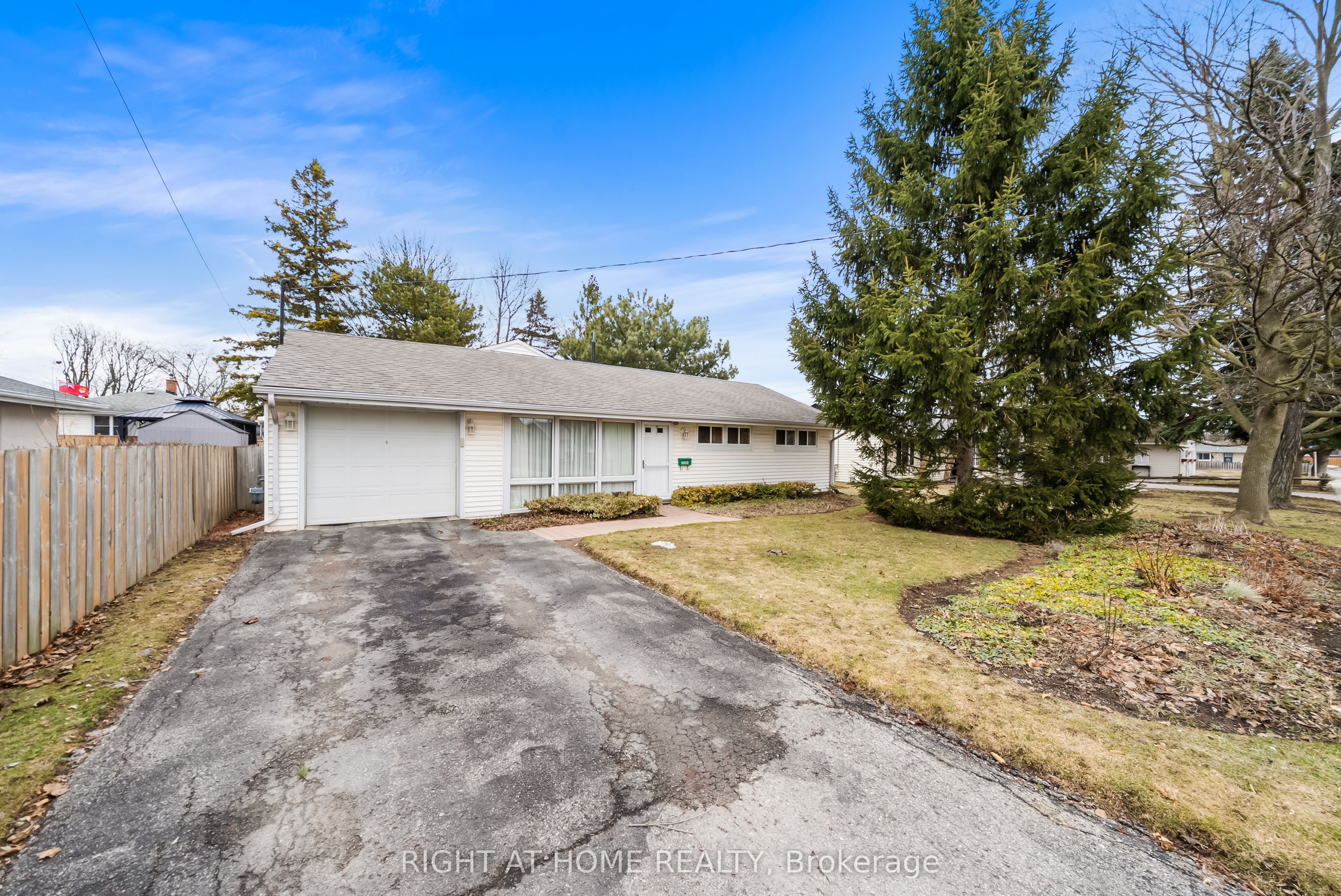 Photo 1 of 1002 Dunlop Street, Whitby, Downtown Whitby — HOMEH