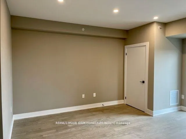 Photo 12 of Unit 501, 8 Culinary Lane, Barrie, Innis-Shore — HOMEH