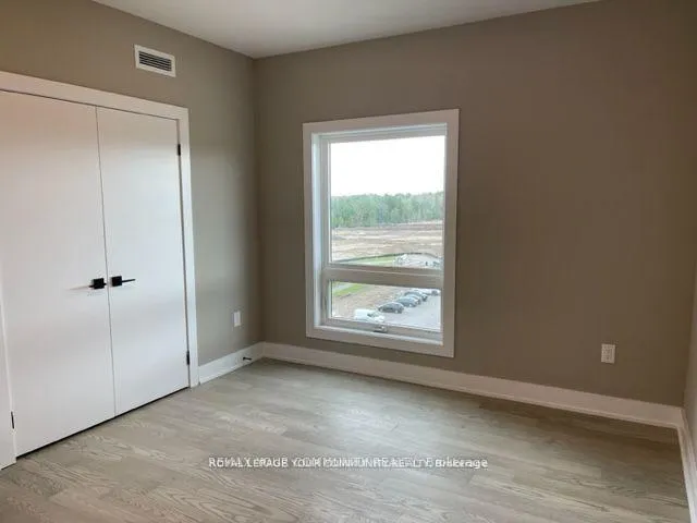 Photo 18 of Unit 501, 8 Culinary Lane, Barrie, Innis-Shore — HOMEH
