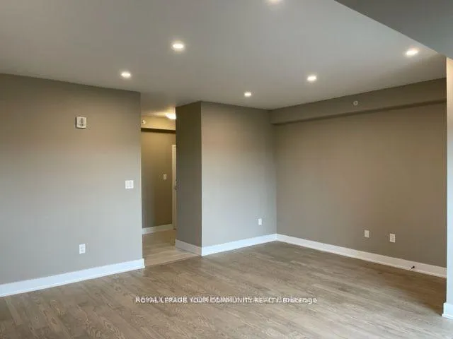 Photo 23 of Unit 501, 8 Culinary Lane, Barrie, Innis-Shore — HOMEH