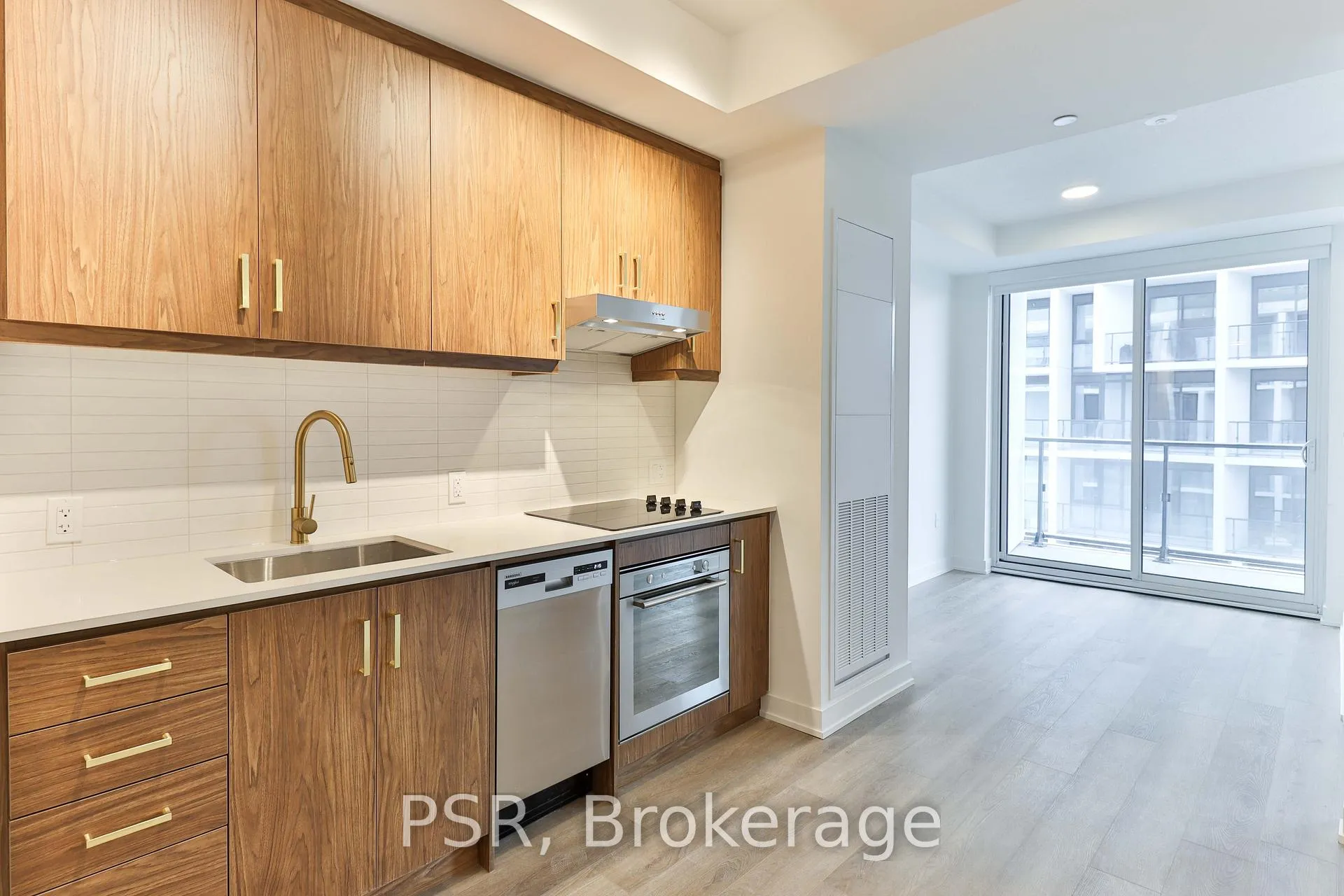 Photo 7 of Unit 1113, 9 Tecumseth Street, Toronto, Niagara — HOMEH