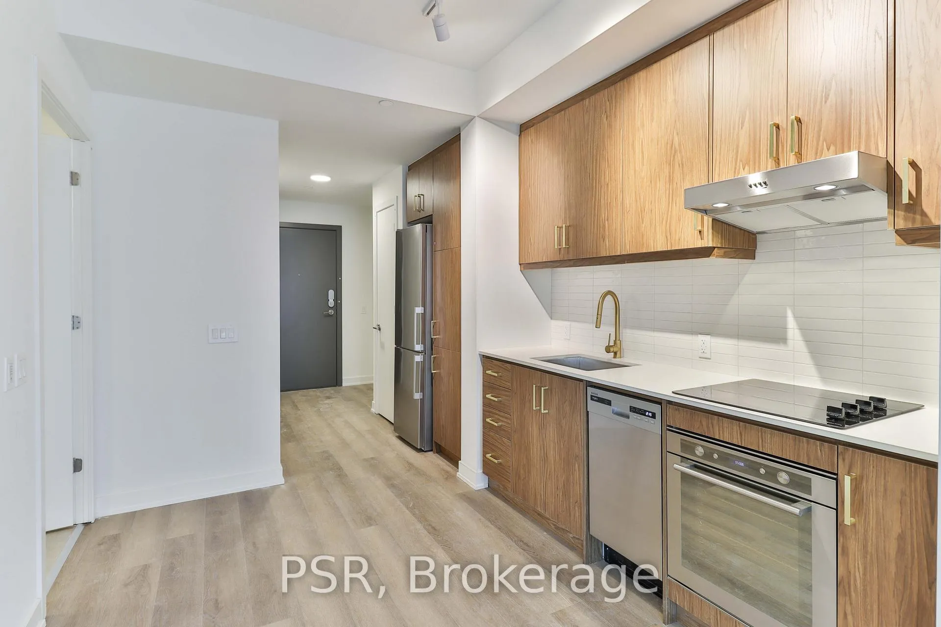 Photo 8 of Unit 1113, 9 Tecumseth Street, Toronto, Niagara — HOMEH