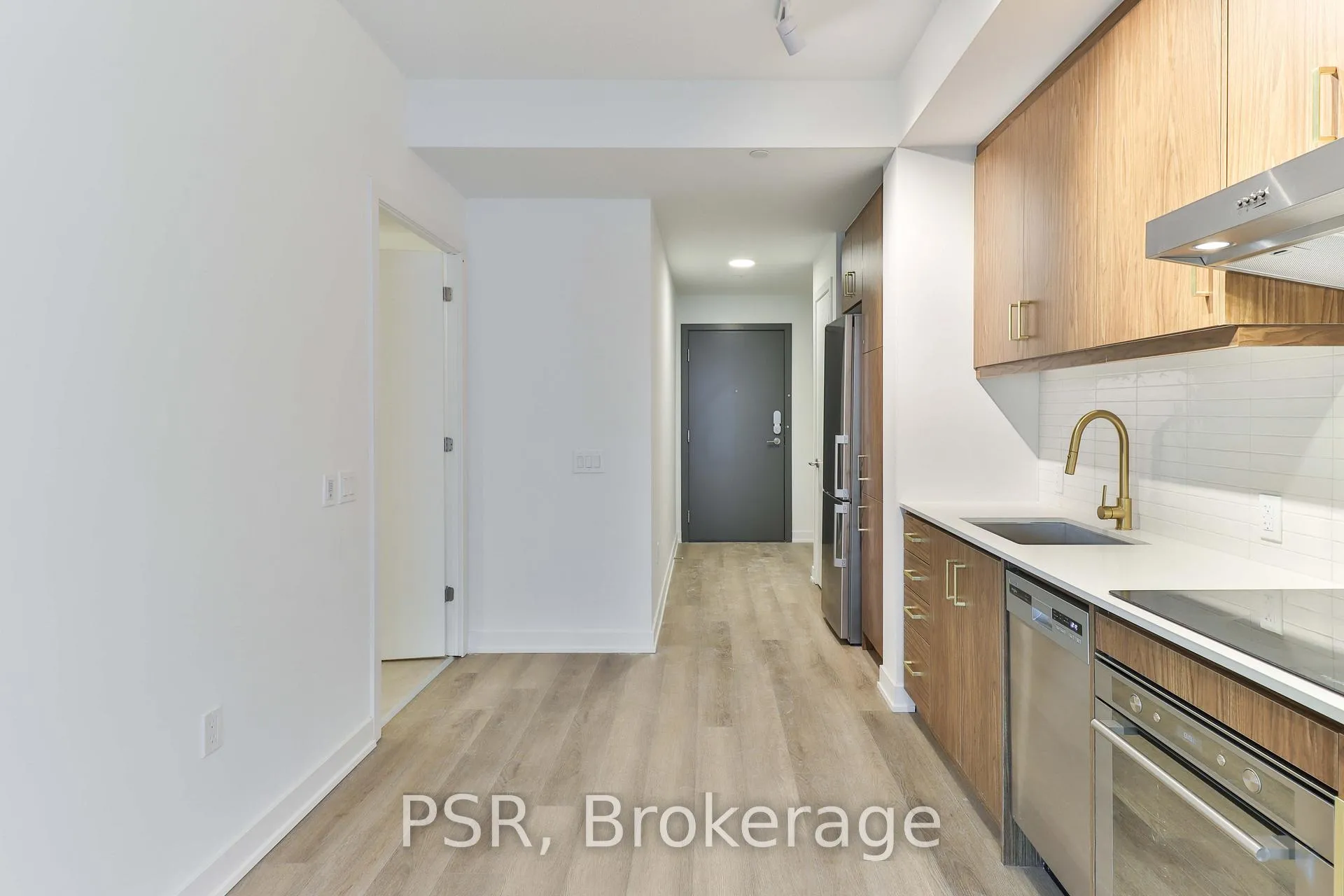 Photo 9 of Unit 1113, 9 Tecumseth Street, Toronto, Niagara — HOMEH