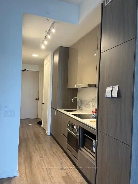 Photo 9 of Unit 101, 28 Interchange Way, Vaughan, Vaughan Corporate Centre — HOMEH